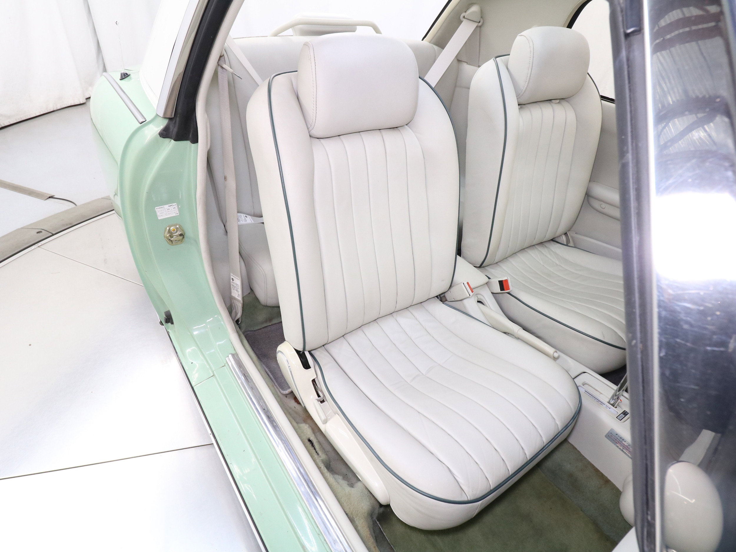 1991 Nissan Figaro 20