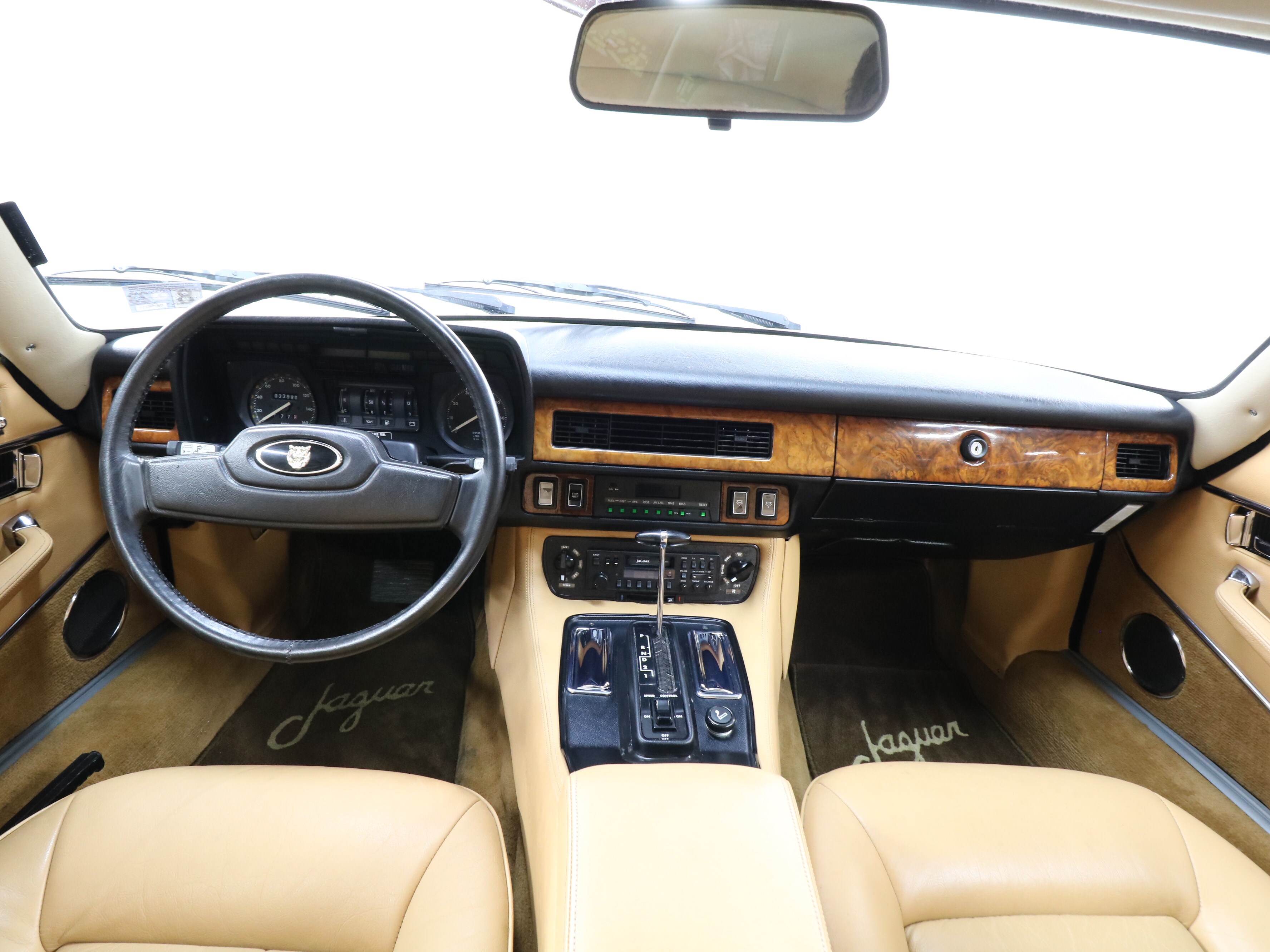 1986 Jaguar XJS 41