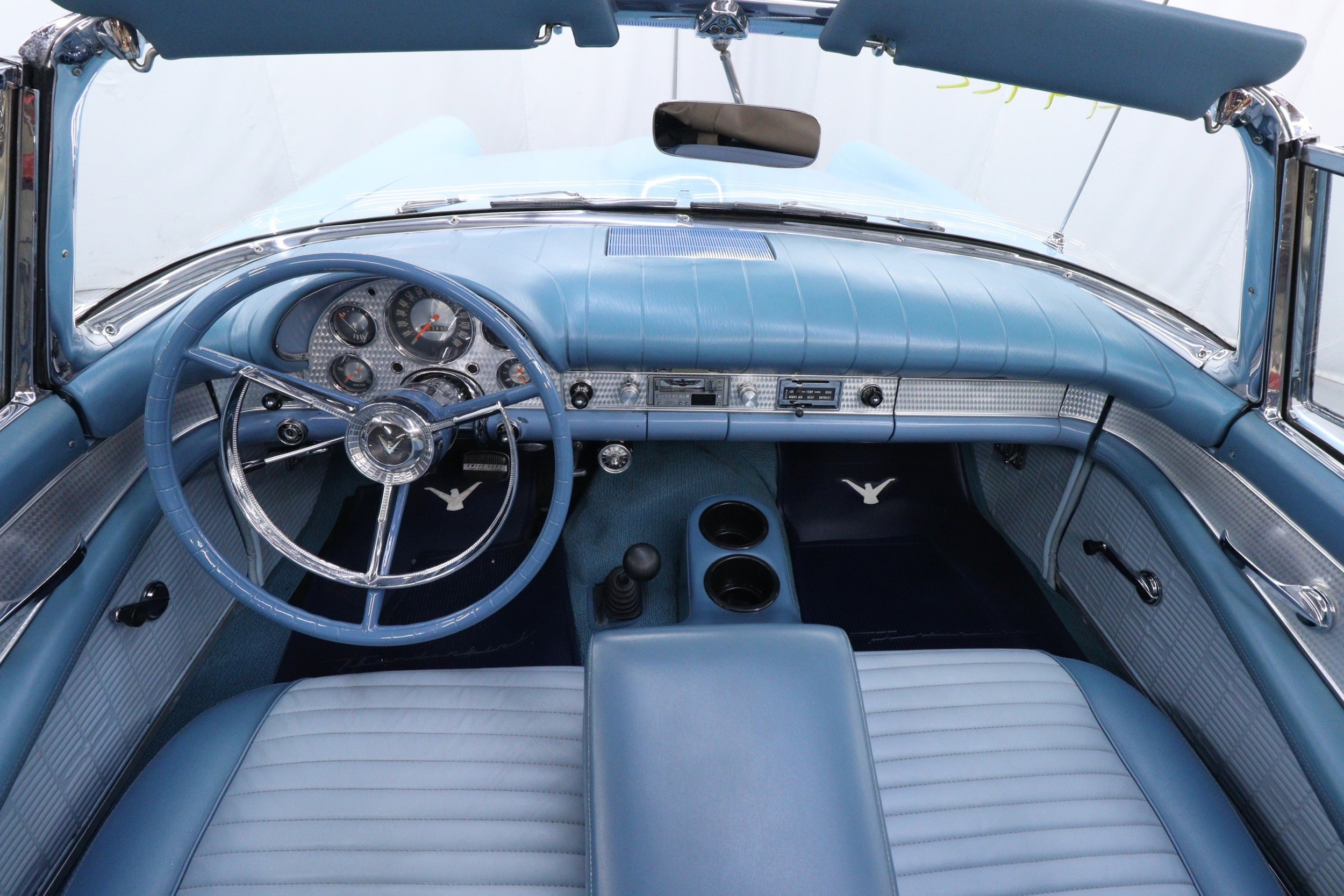 1957 Ford Thunderbird 107