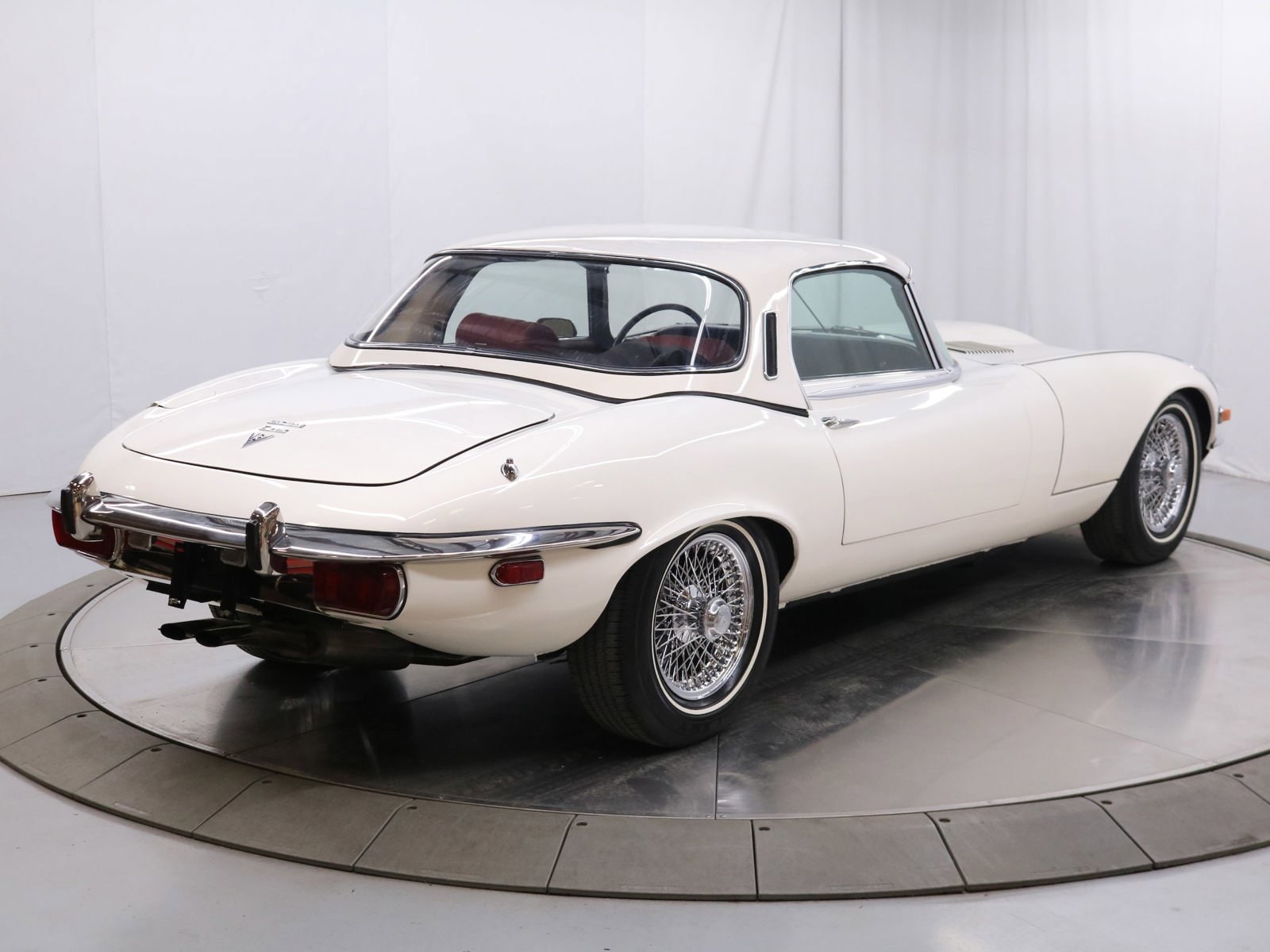 1974 Jaguar E Type 7