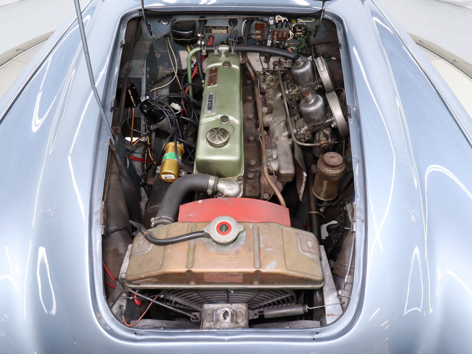 1960 Austin Healey 3000 34