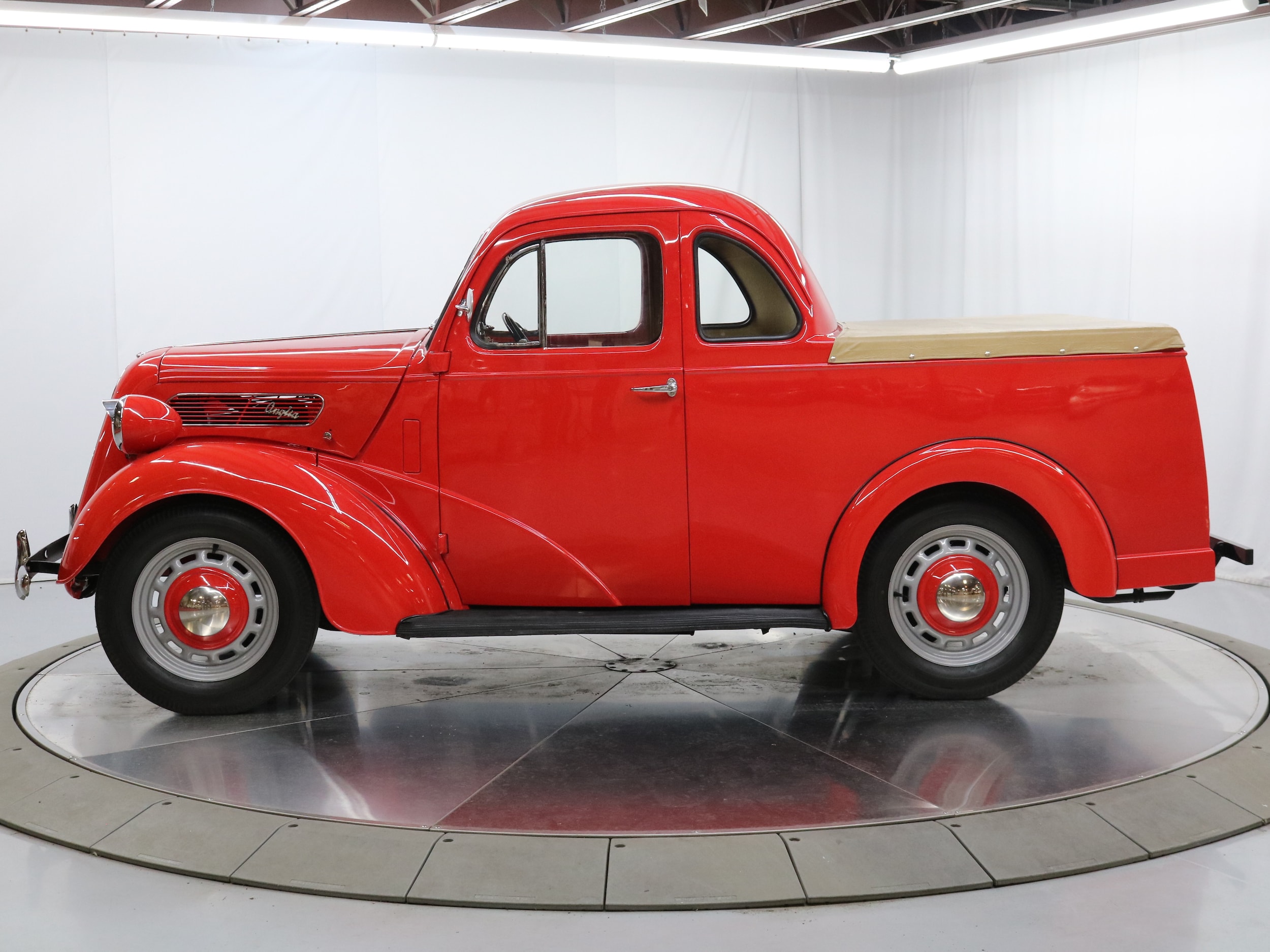 1950 Ford Anglia 4