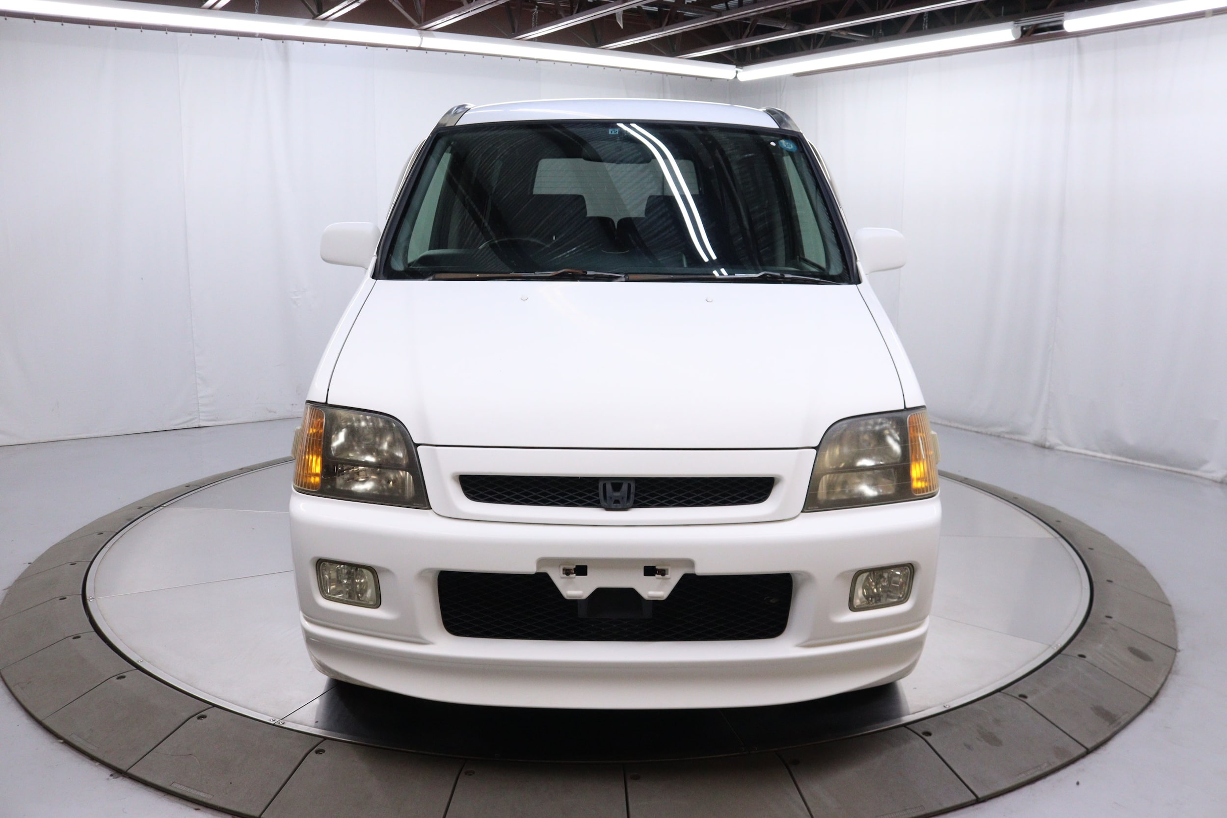 1999 Honda Stepwgn 3