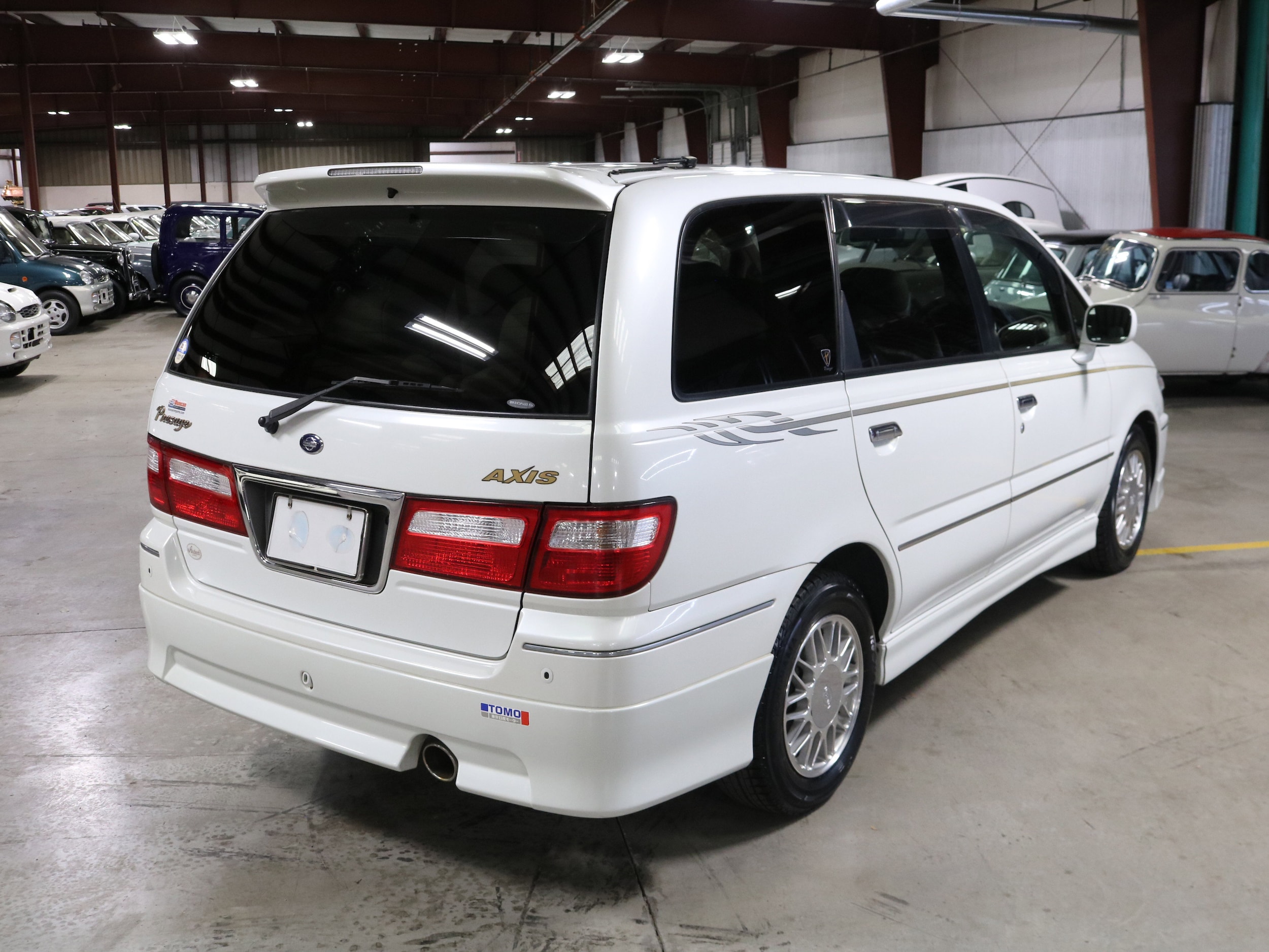 1999 Nissan Presage 7