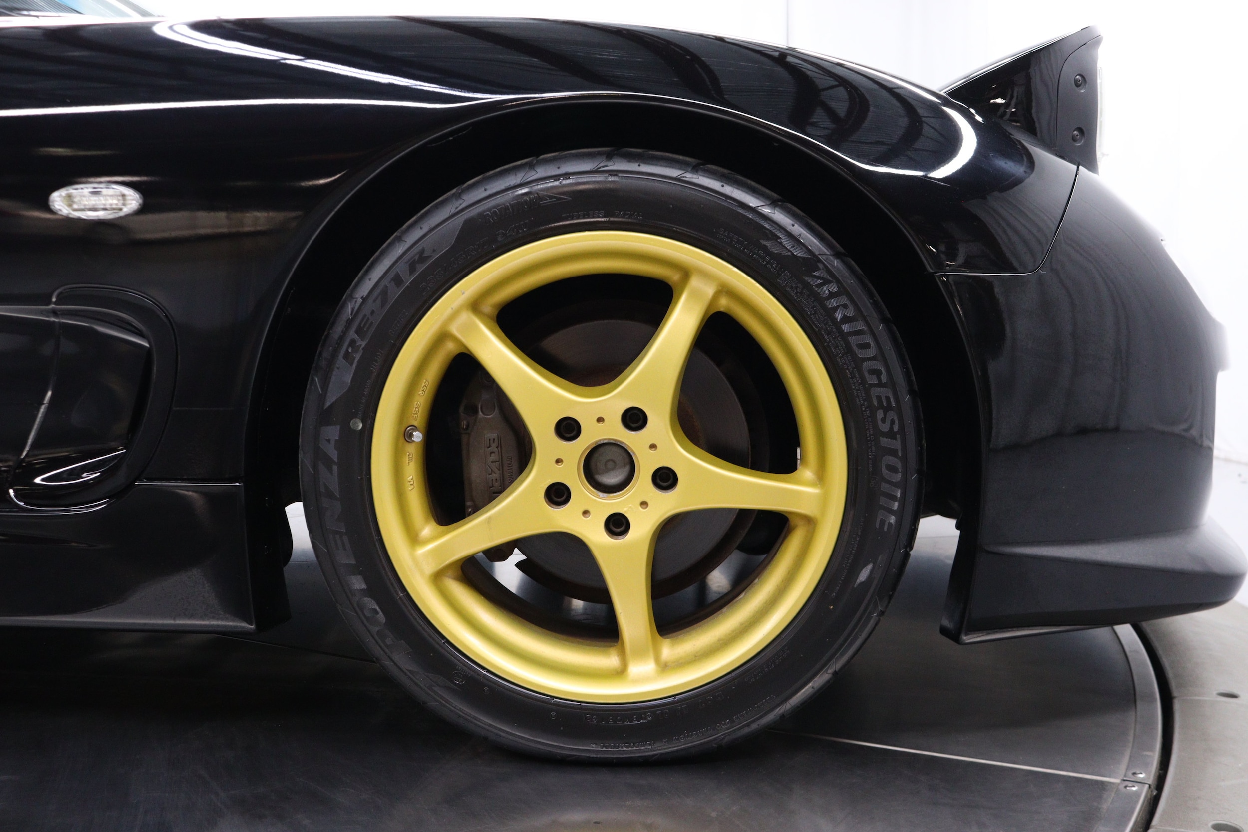 1997 Mazda RX-7 31