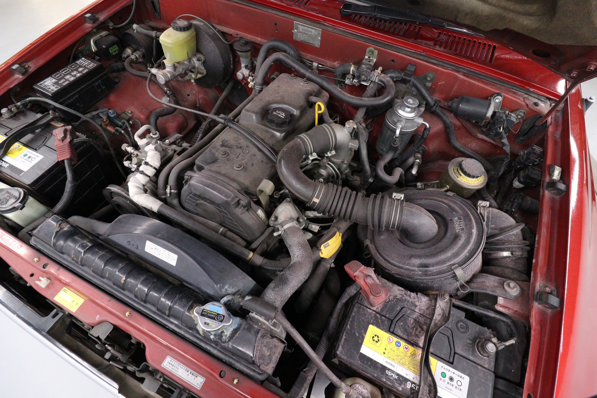 1993 Toyota Hilux 27