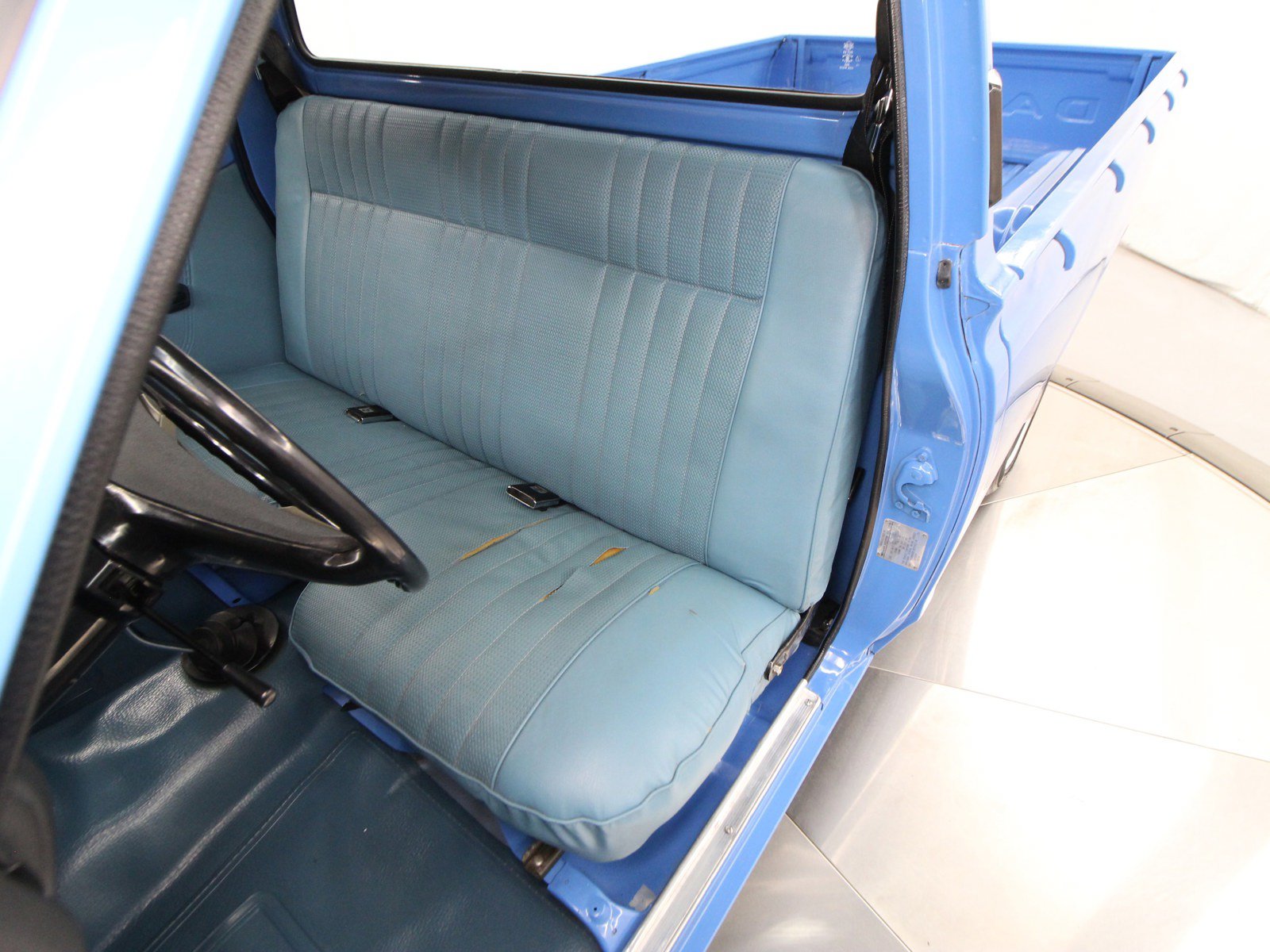 1975 Datsun 620 32