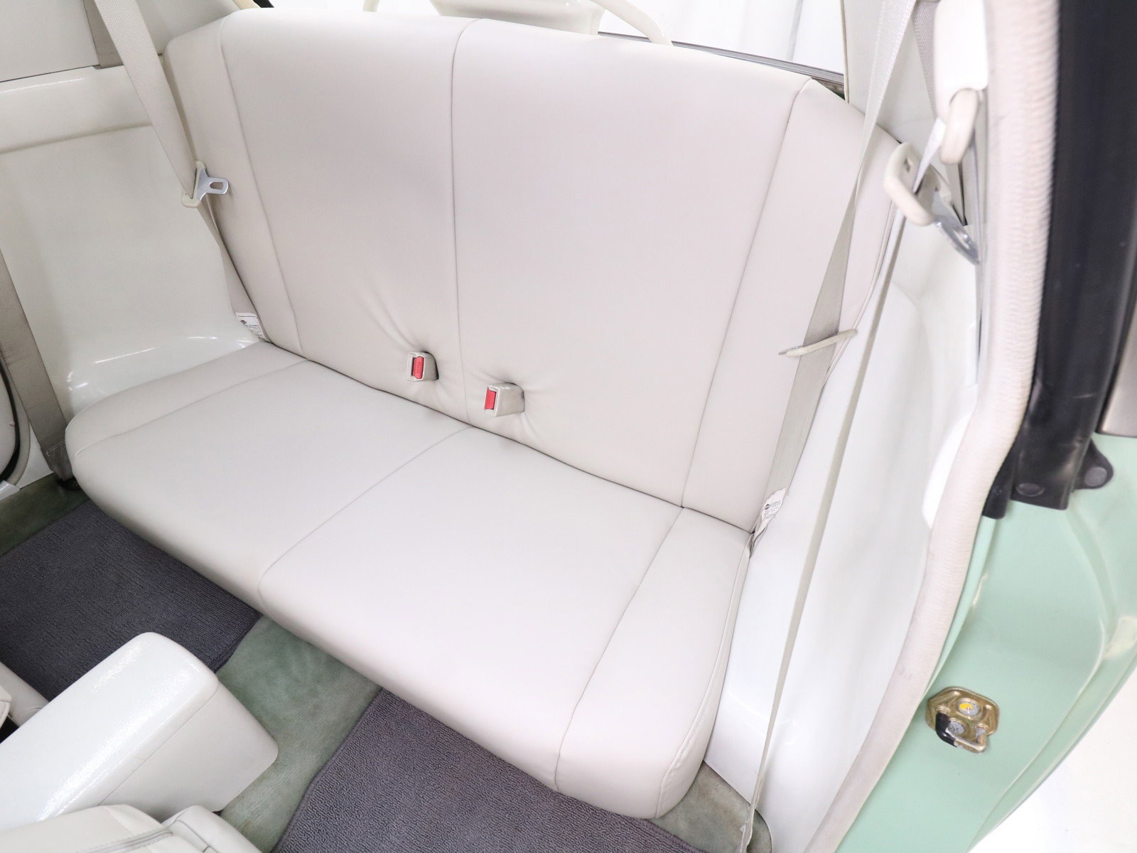 1992 Nissan Figaro 22