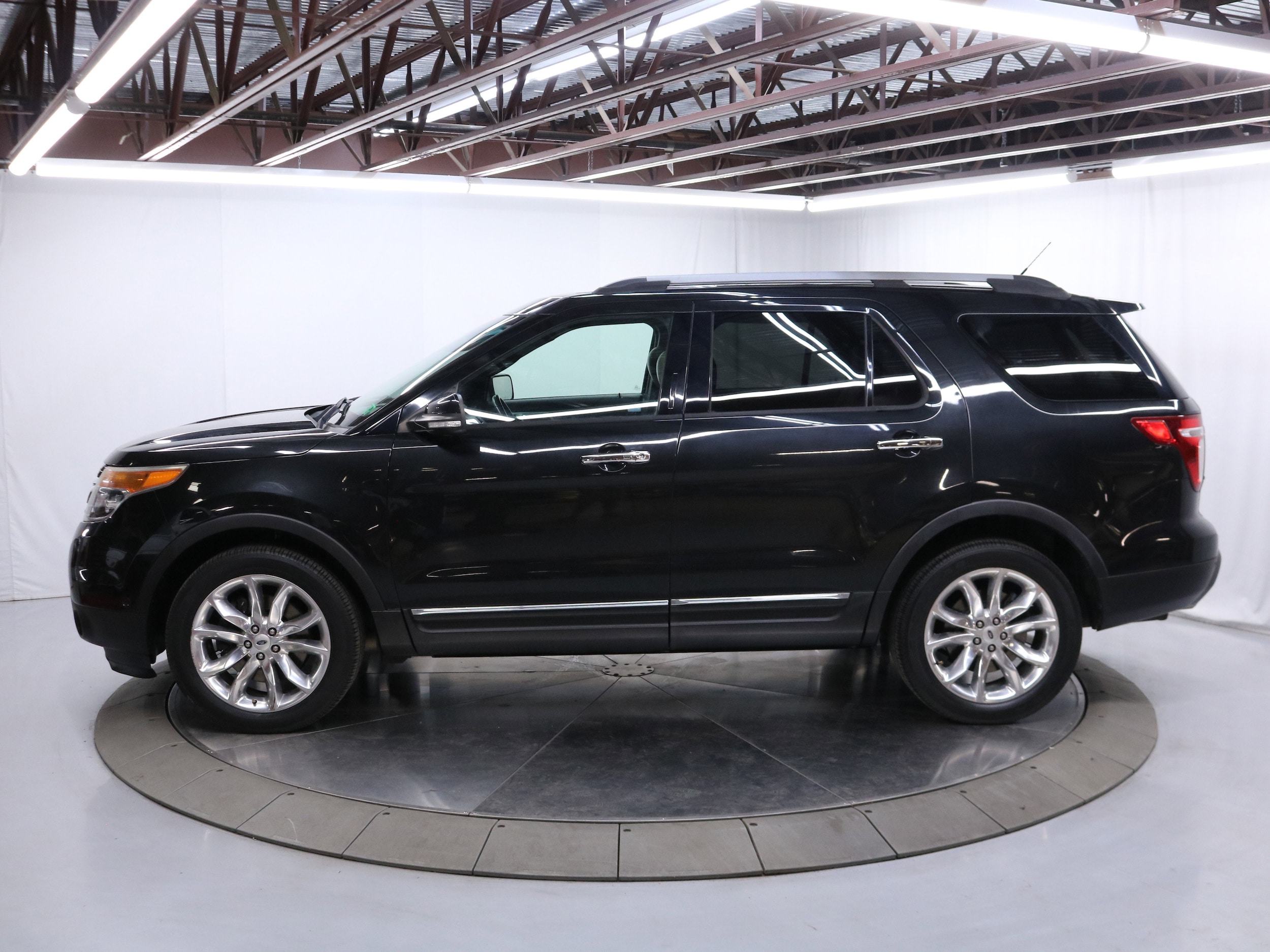 2015 Ford Explorer 4