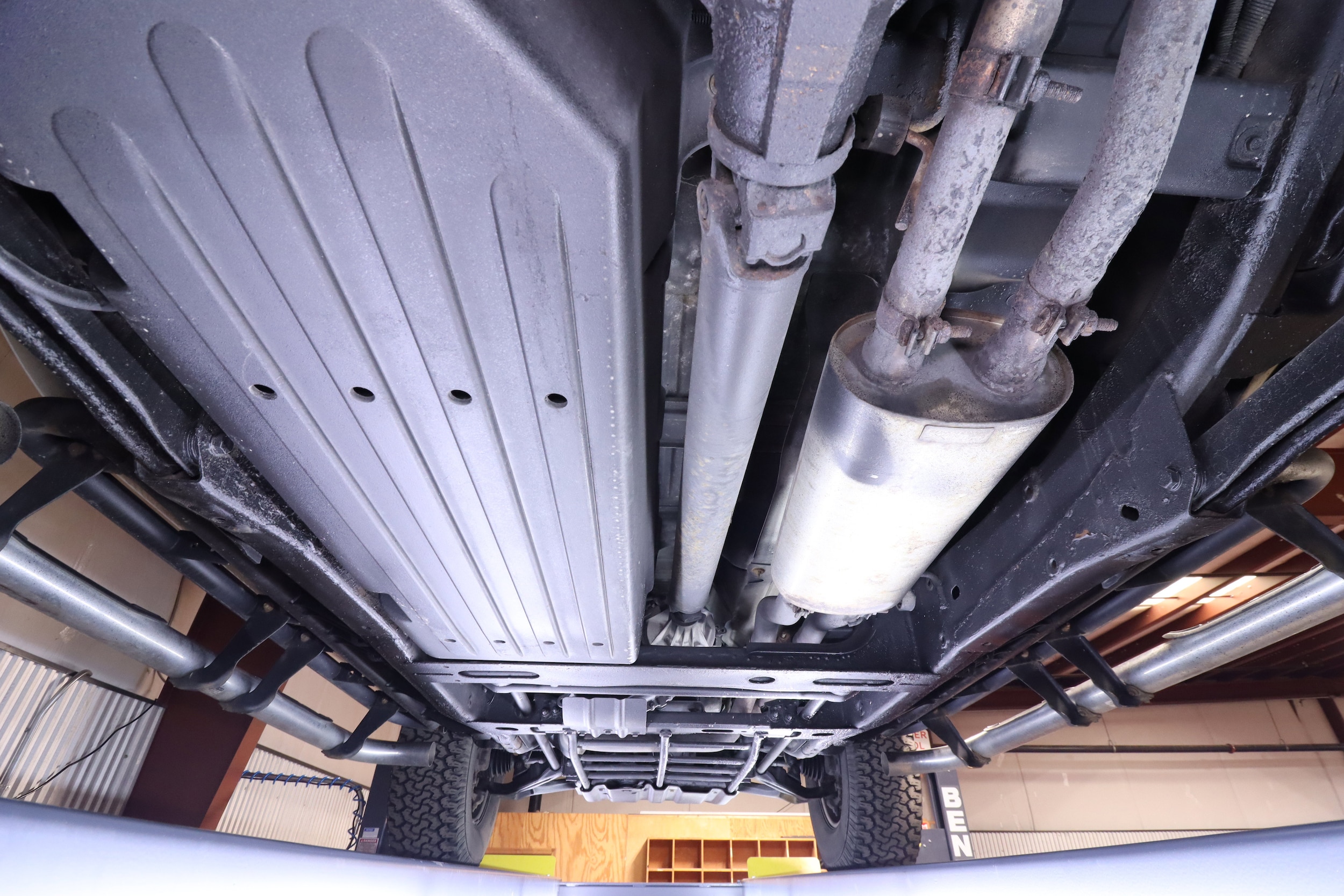 2005 HUMMER H2 41