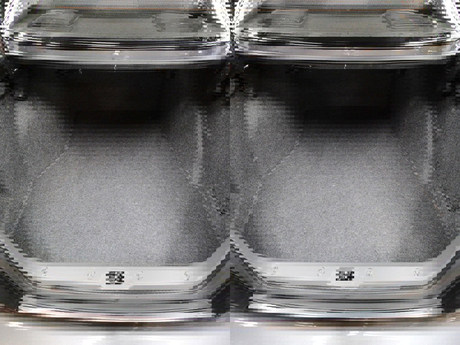 1992 Nissan Maxima 26