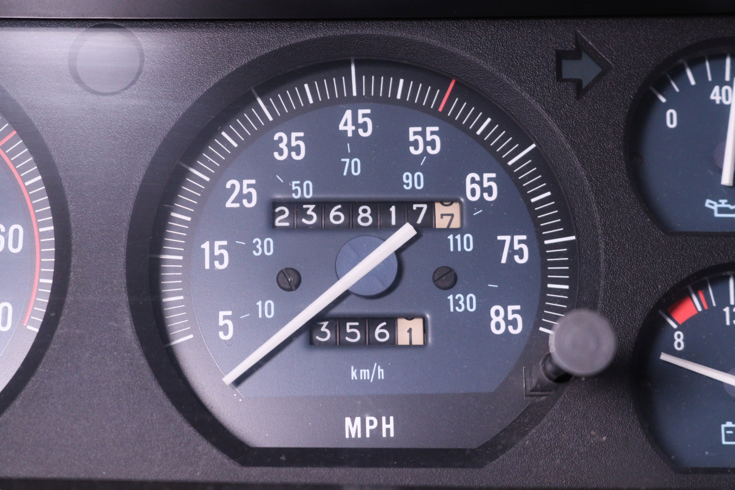 1987 Jeep Wagoneer 48