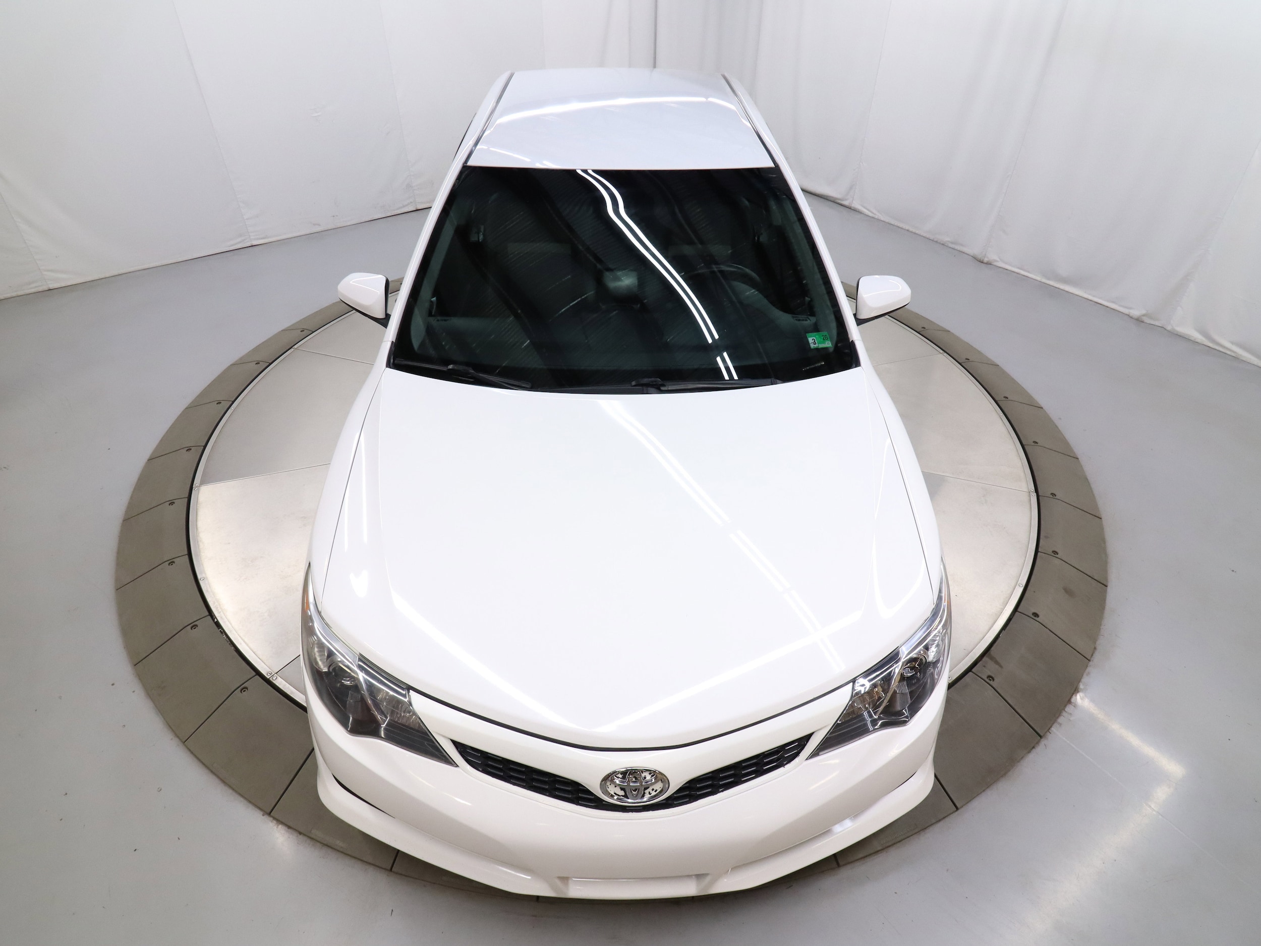 2014 Toyota Camry 46