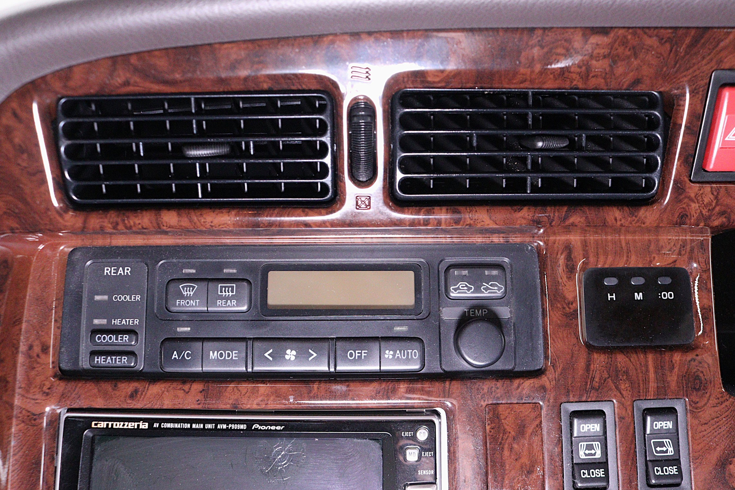 1997 Toyota Hiace 12