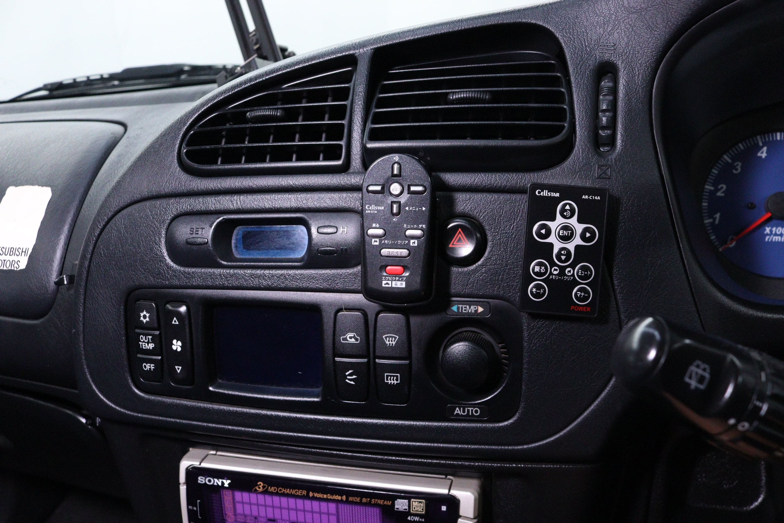1999 Mitsubishi Lancer 13