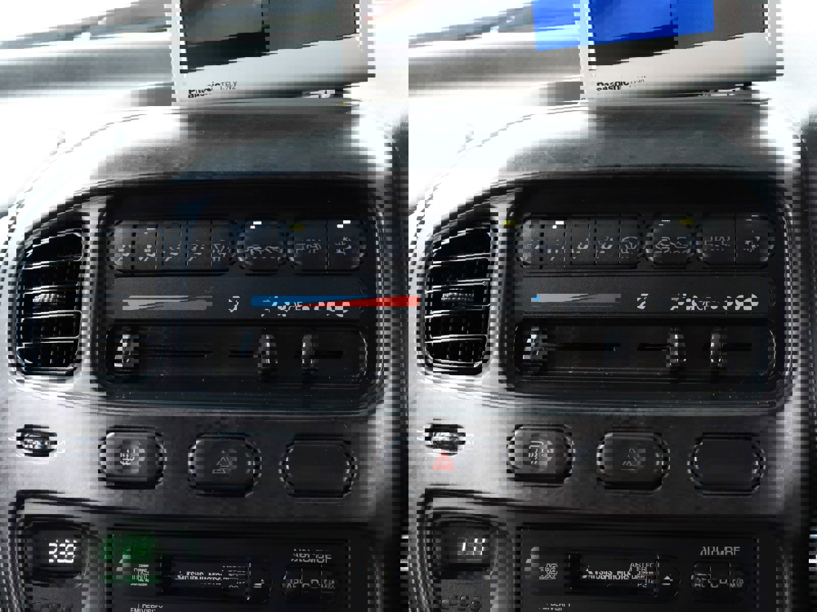 1998 Mitsubishi Delica 13