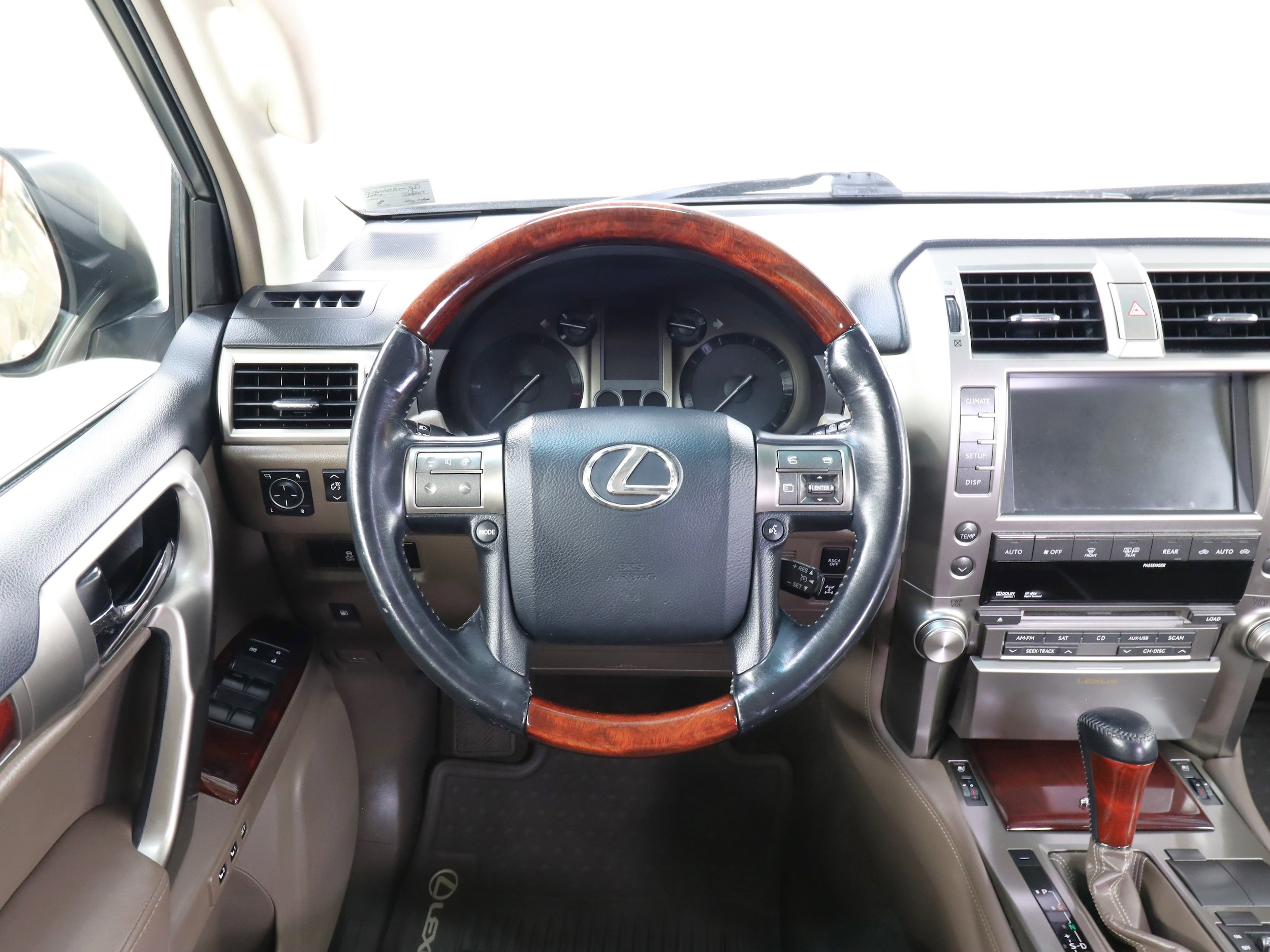 2011 Lexus GX460 10