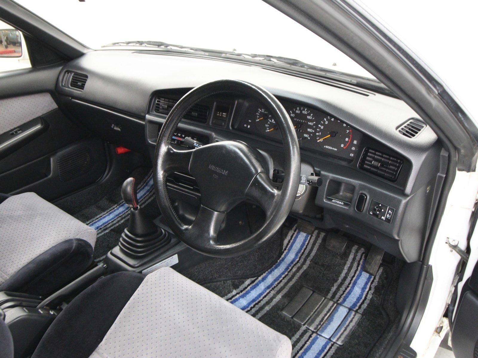 1987 Nissan Bluebird 9