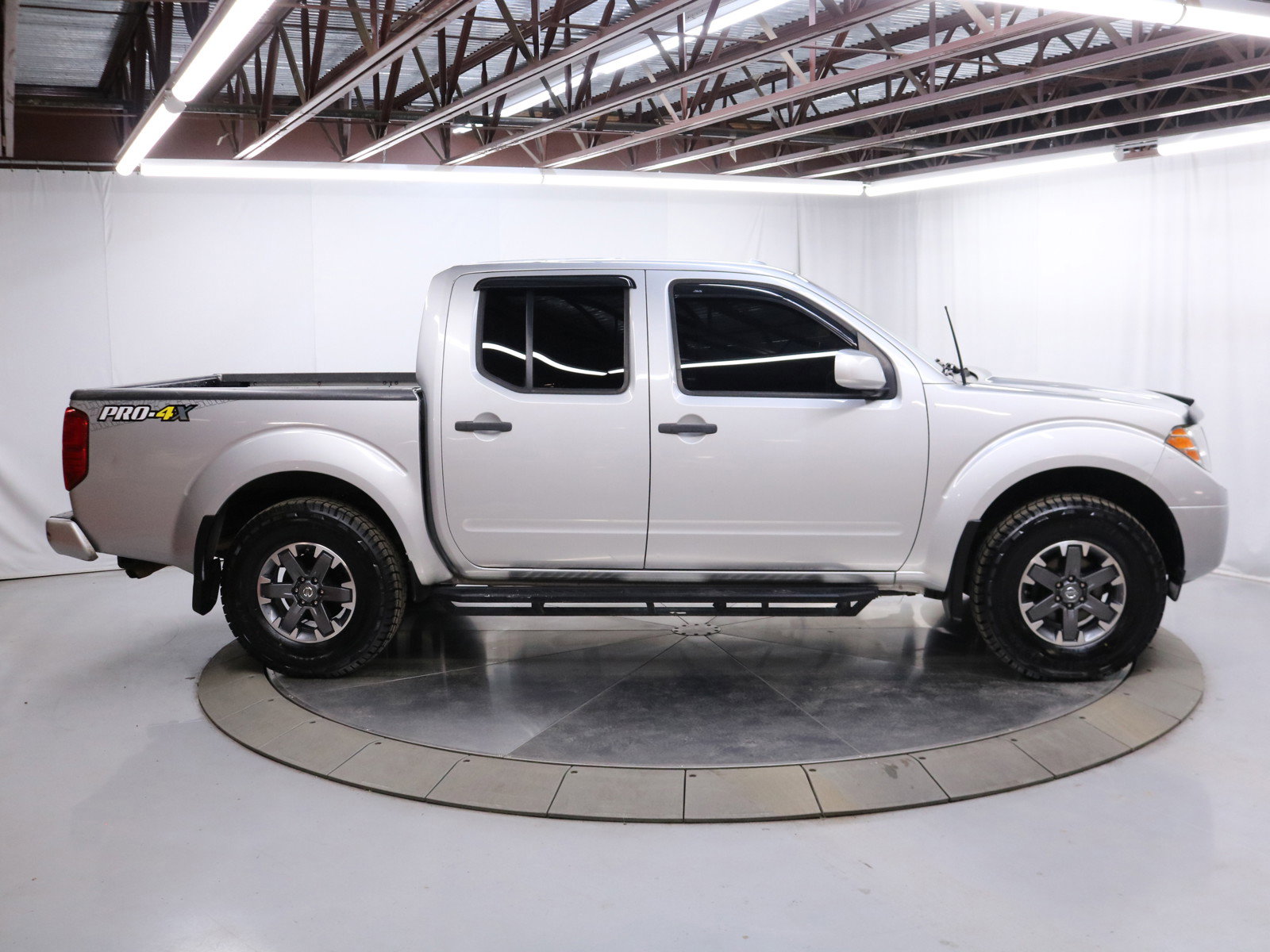 2018 Nissan Frontier 8