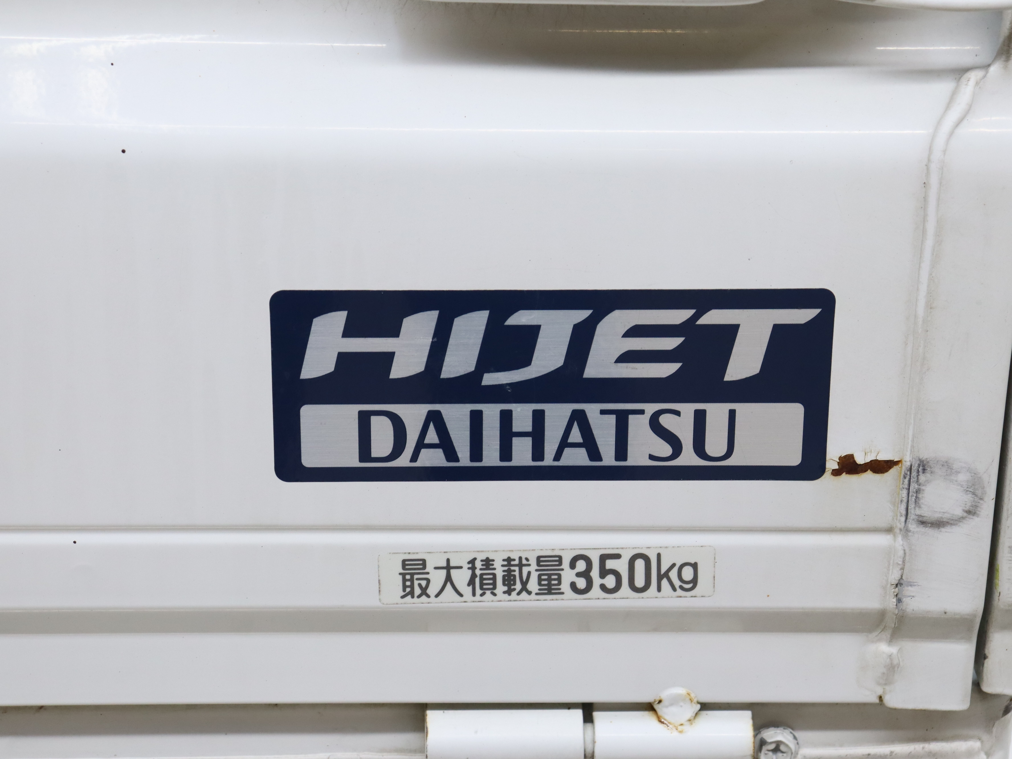 1999 Daihatsu HiJet 38