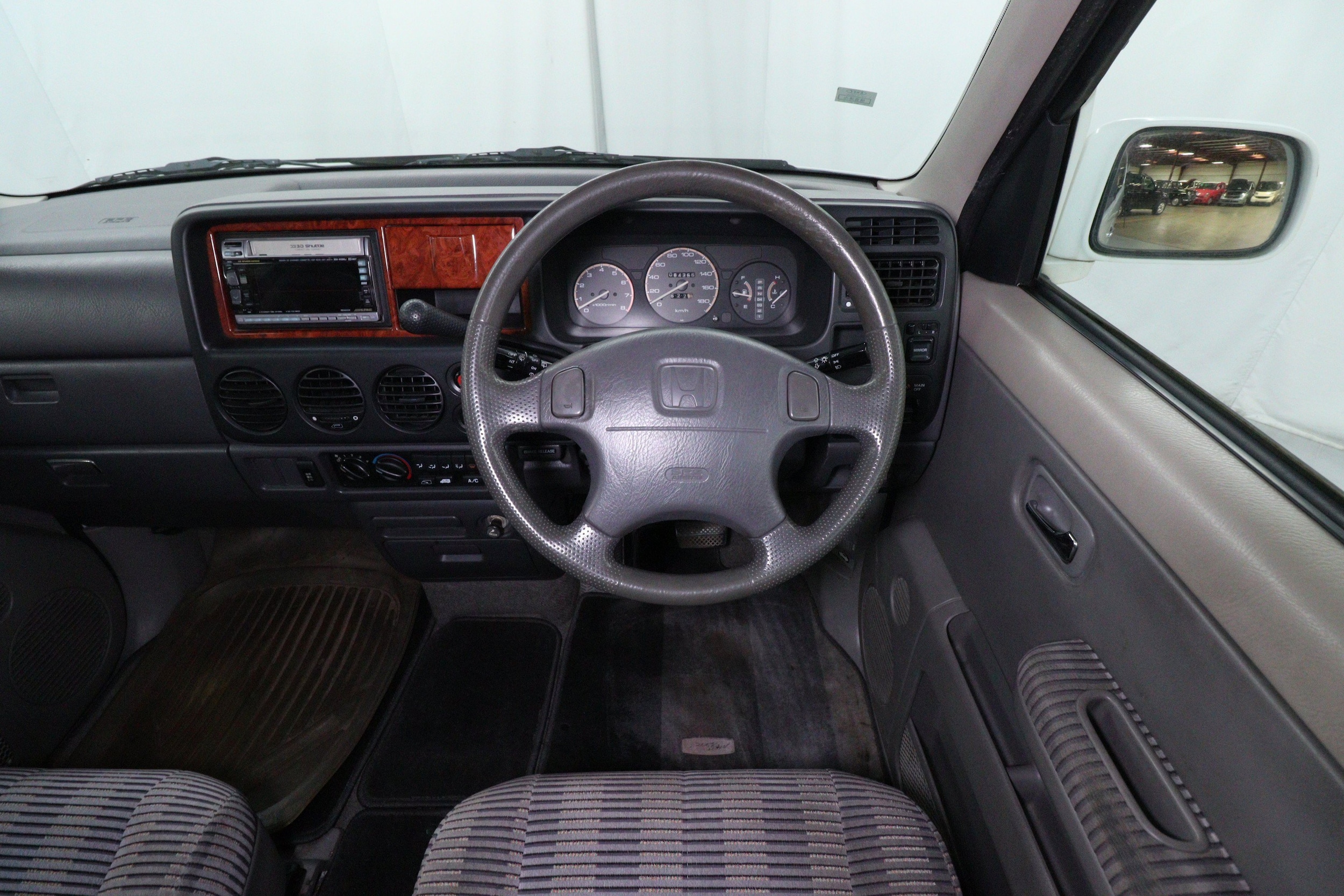 1997 Honda Stepwgn 10