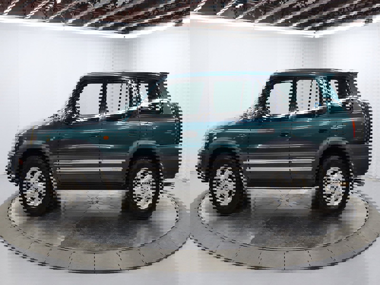 1996 Toyota RAV4 3