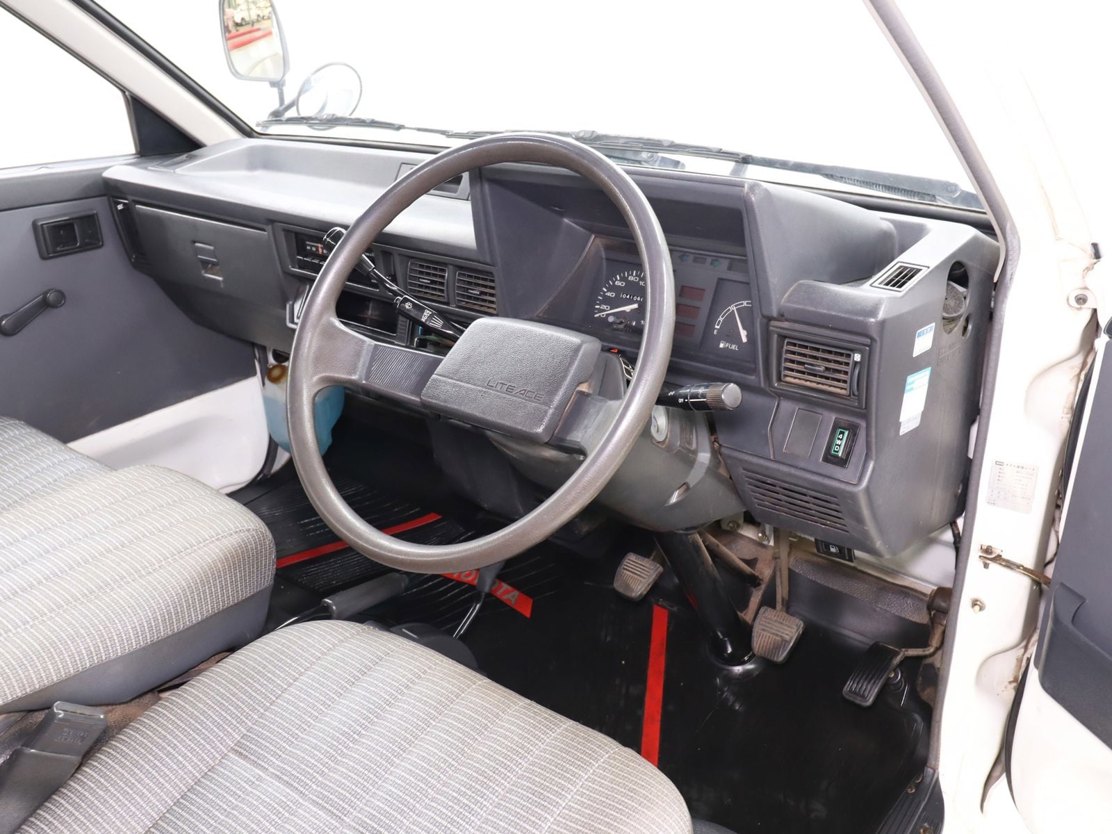 1991 Toyota Liteace 8