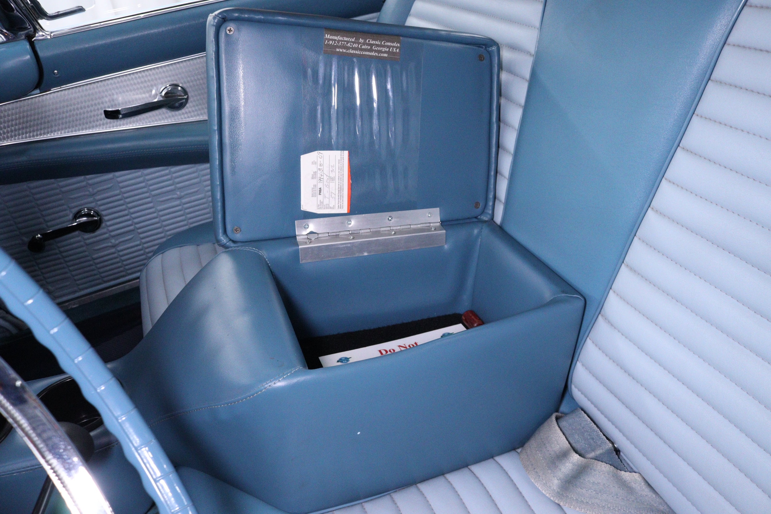 1957 Ford Thunderbird 121