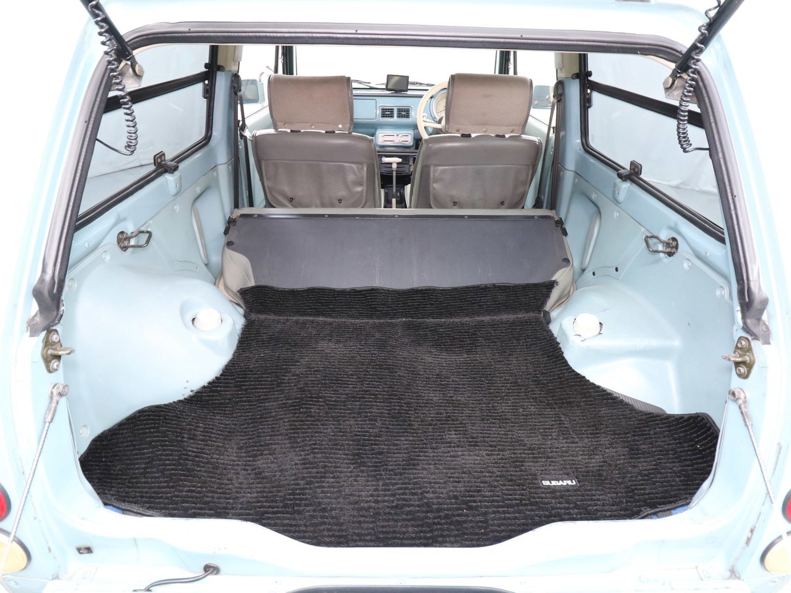 1990 Nissan Pao 24