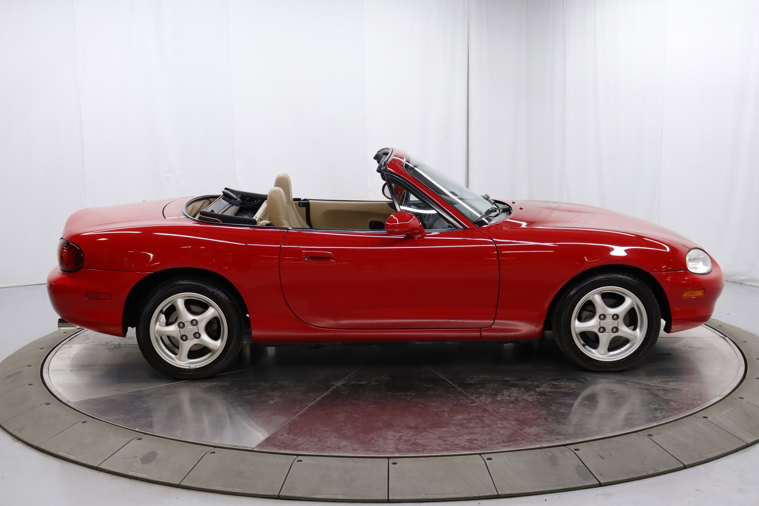 1999 Mazda MX-5 Miata 18