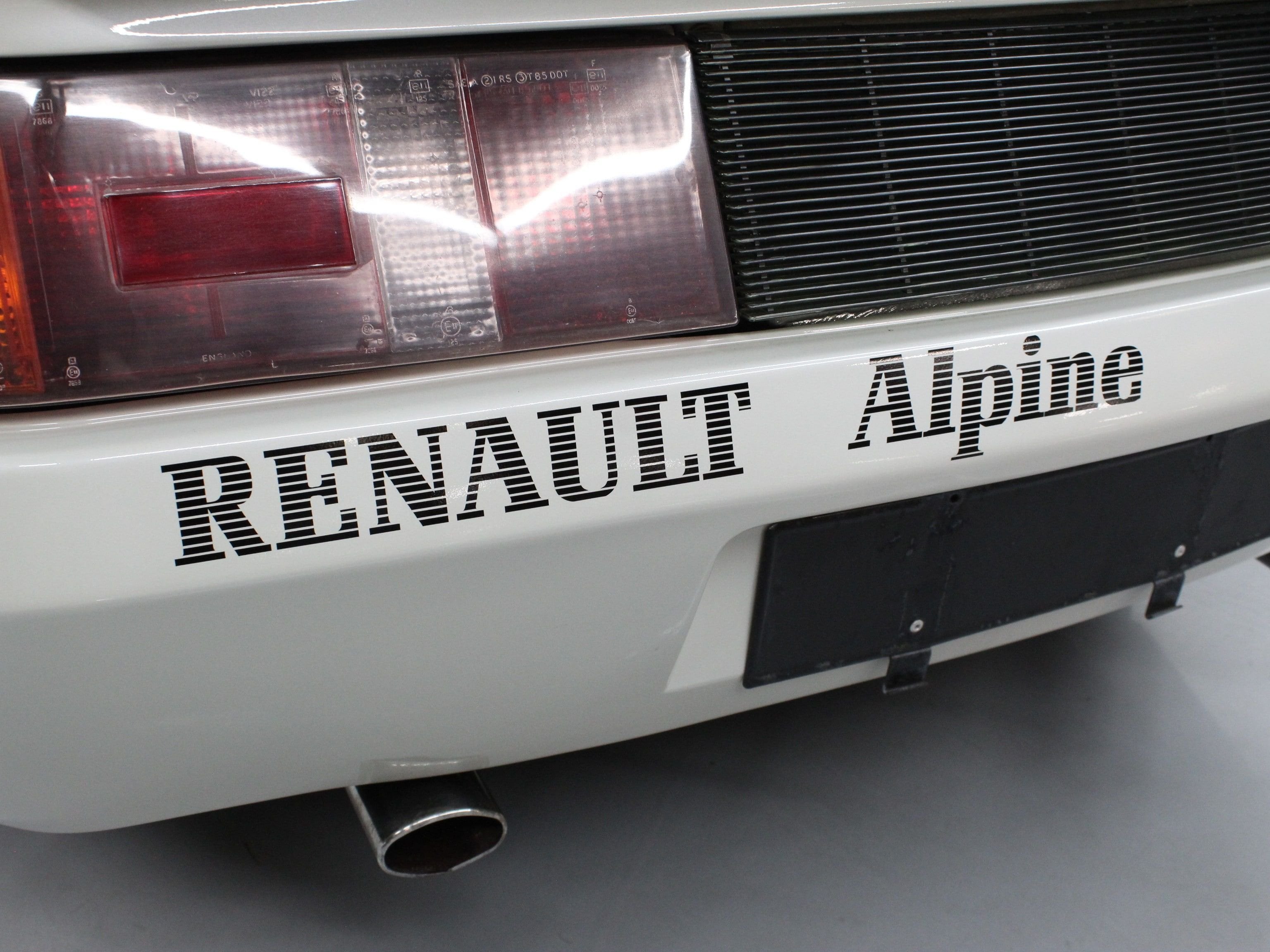 1989 Renault Alpine 44