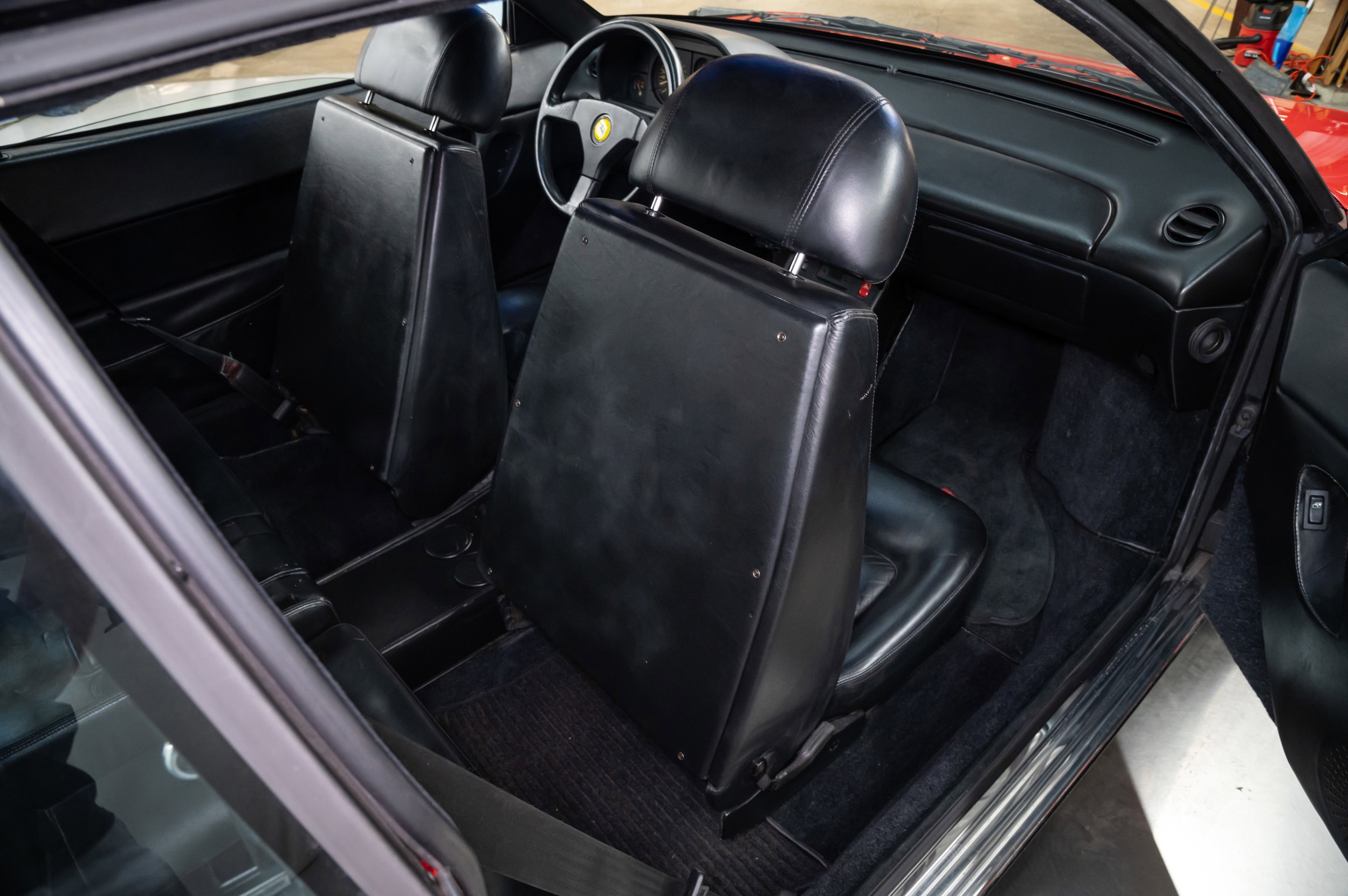 1991 Ferrari Mondial 164