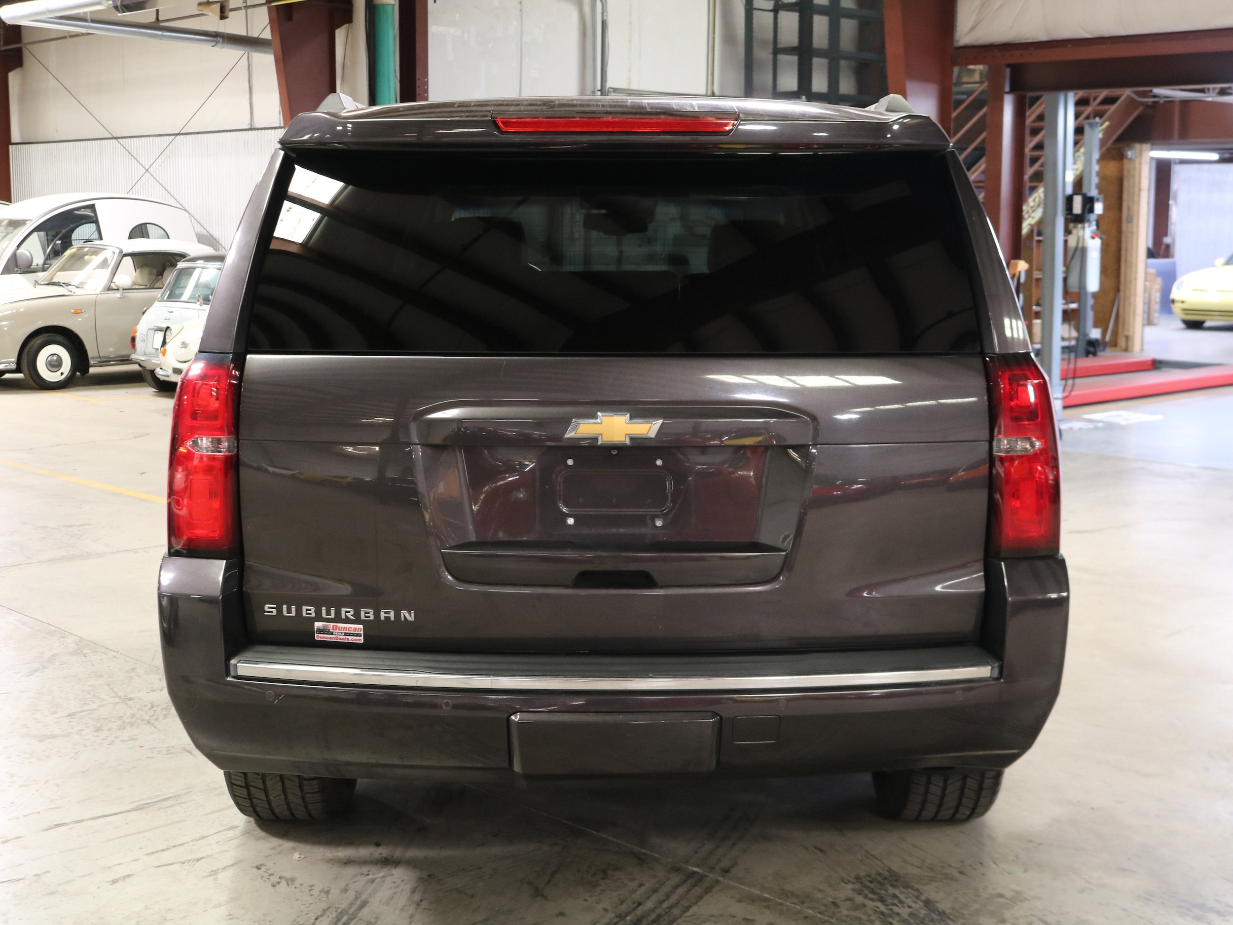 2015 Chevrolet Suburban 6