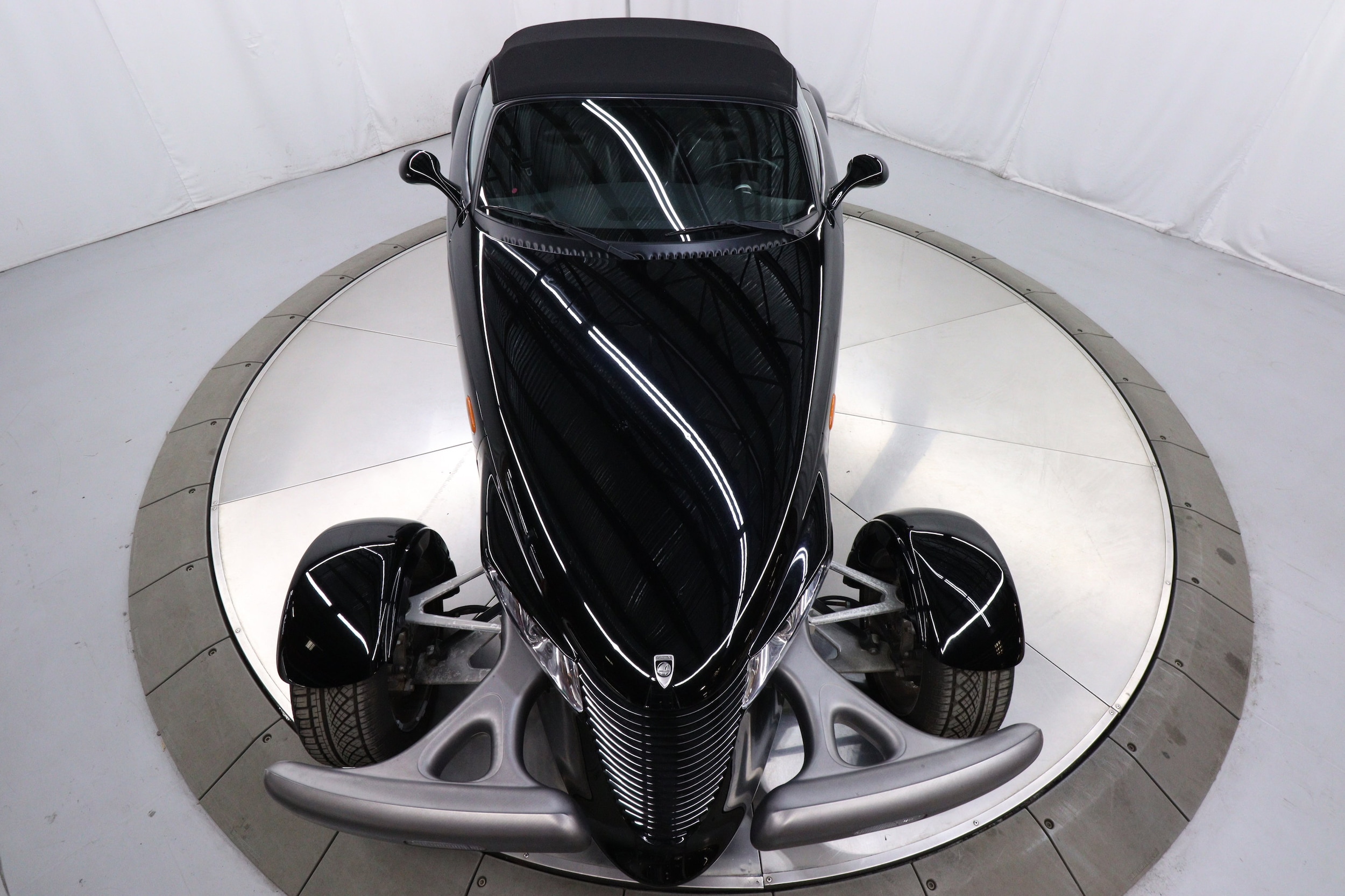 1999 Plymouth Prowler 37