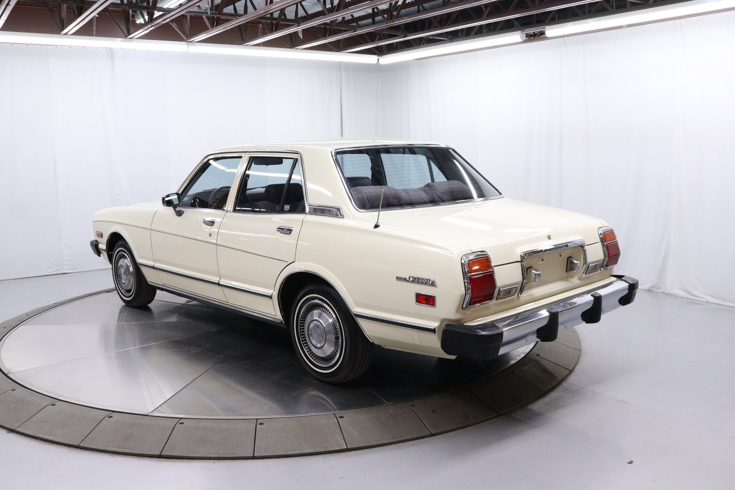 1979 Toyota Cressida 8