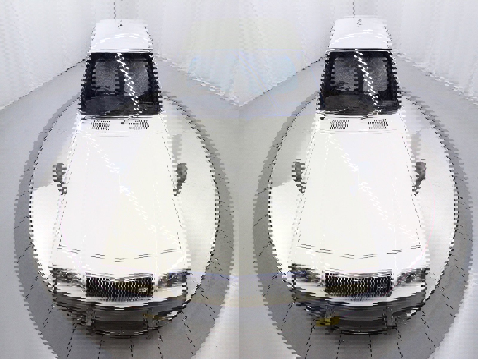 1976 Mazda Cosmo 36