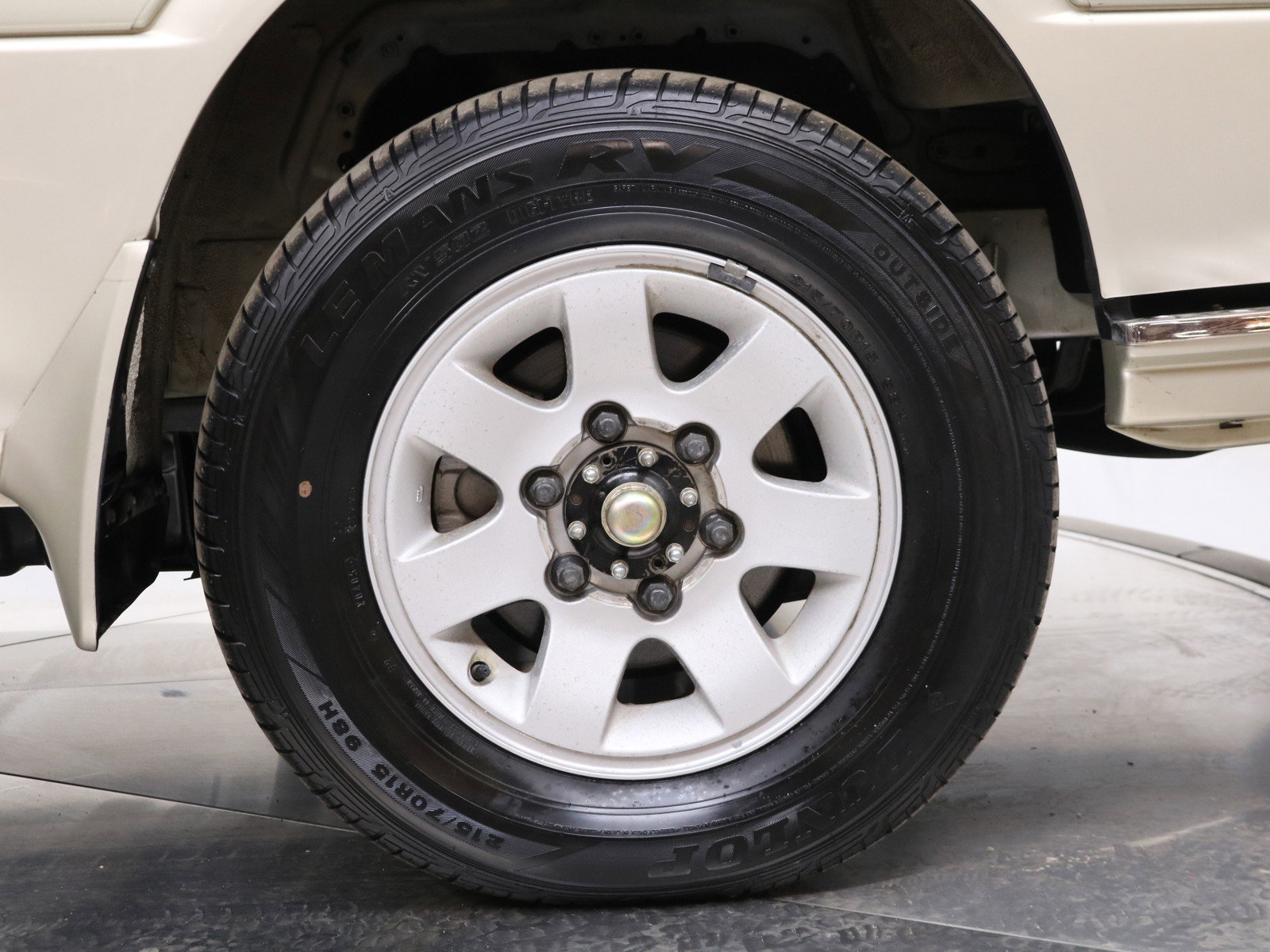 1999 Toyota Hiace 25