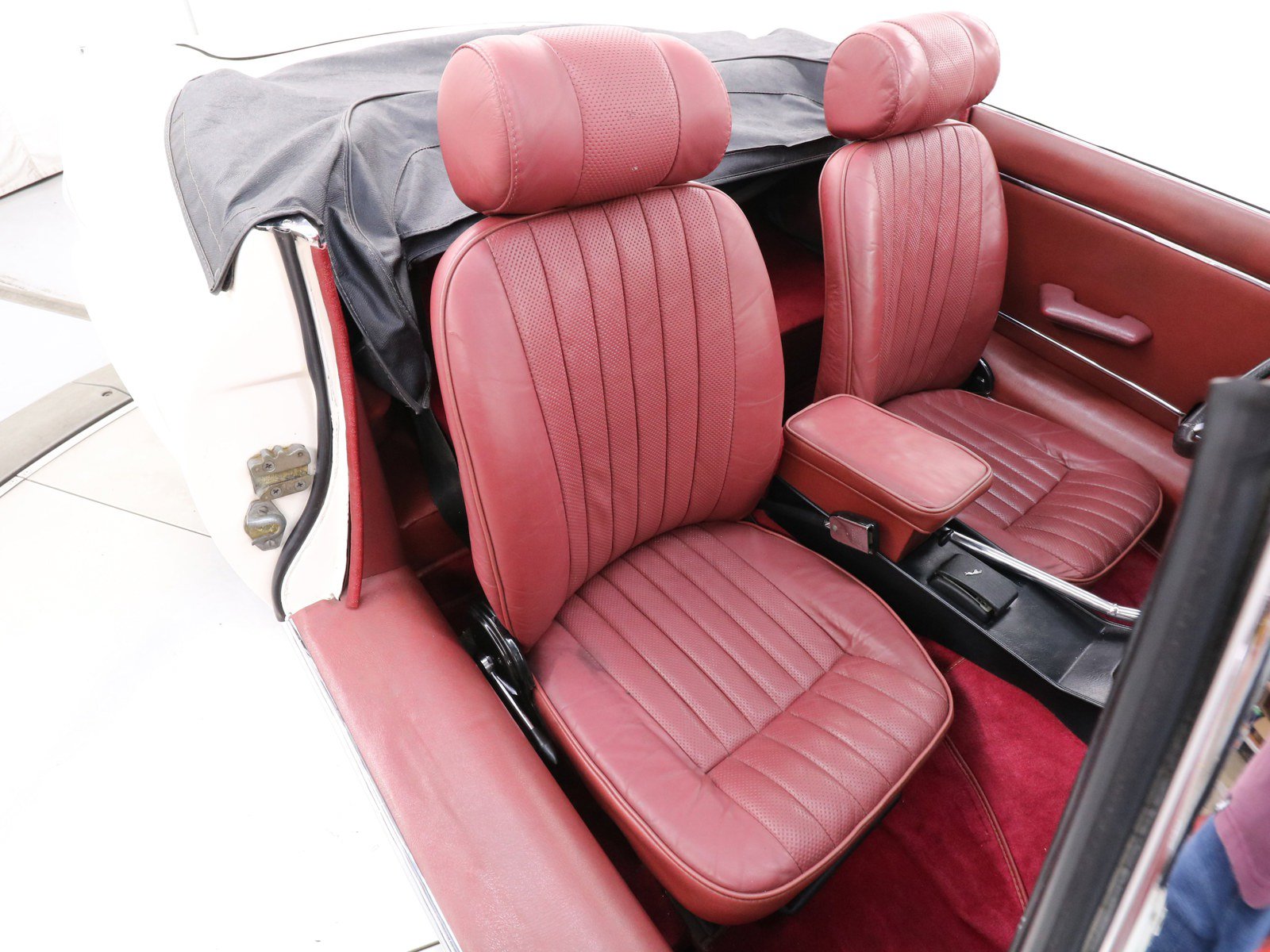 1974 Jaguar E-Type 61