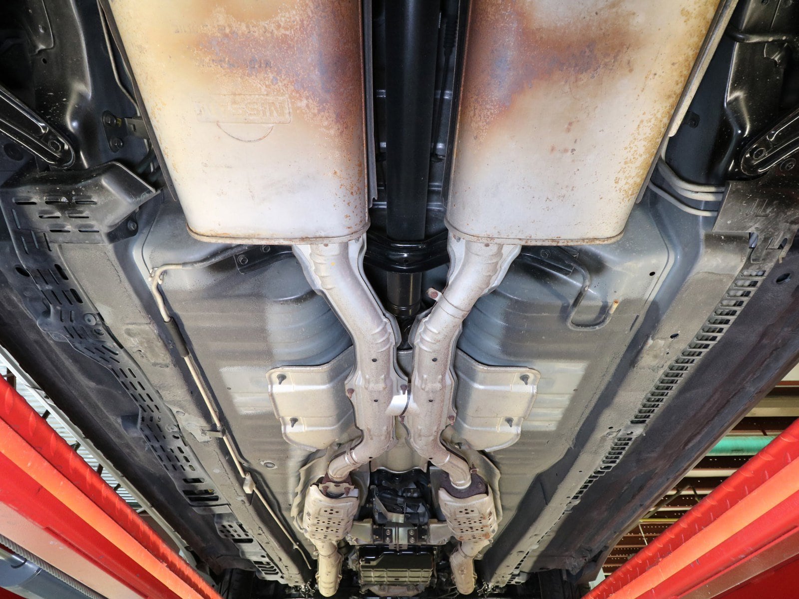 1998 Nissan Cima 34