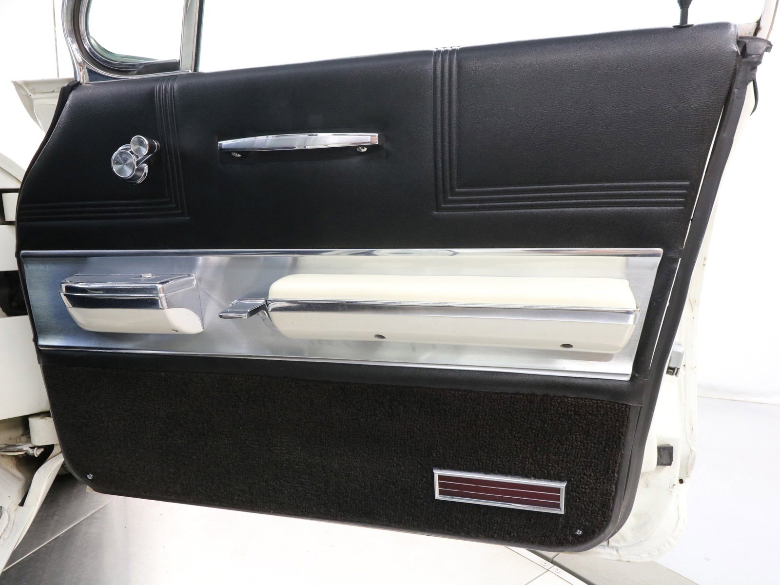 1961 Cadillac Deville 20