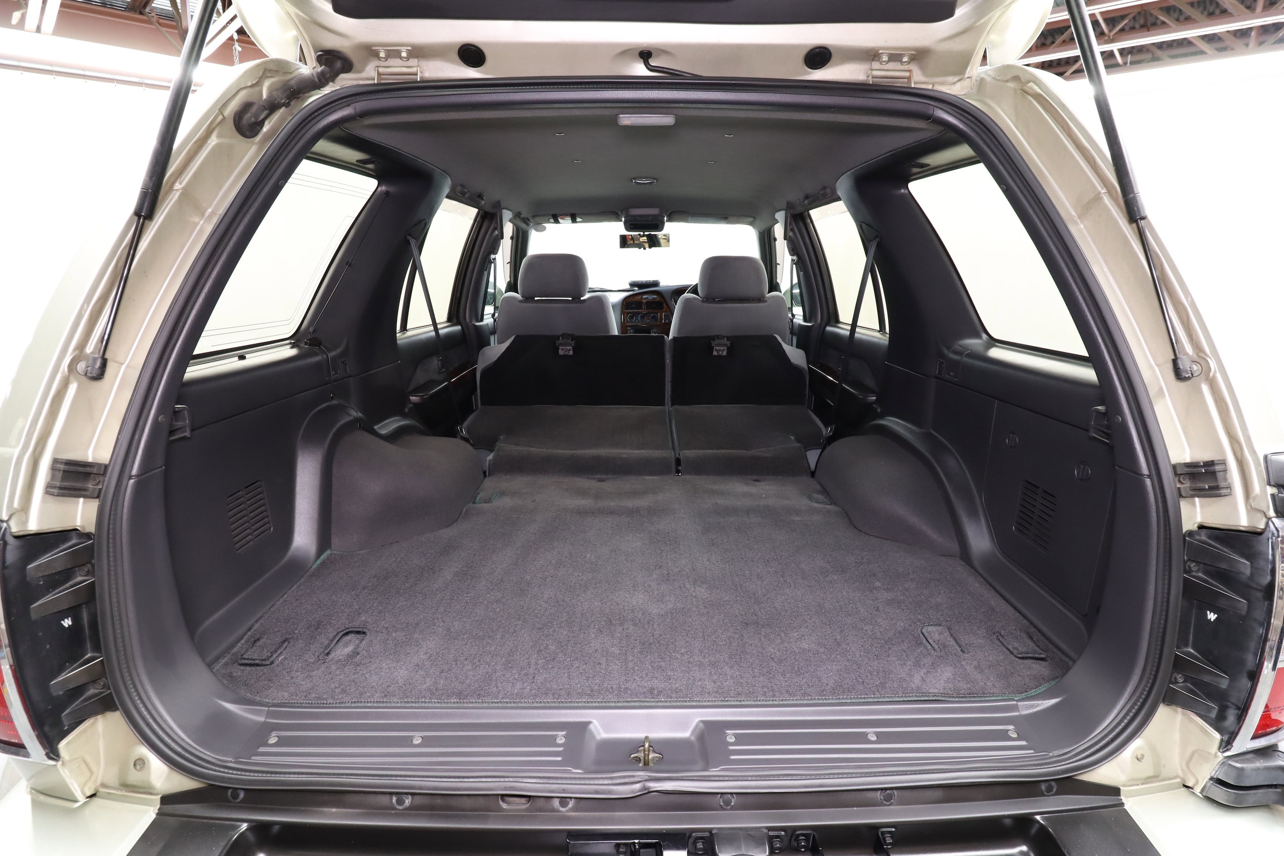 1996 Nissan Terrano 29