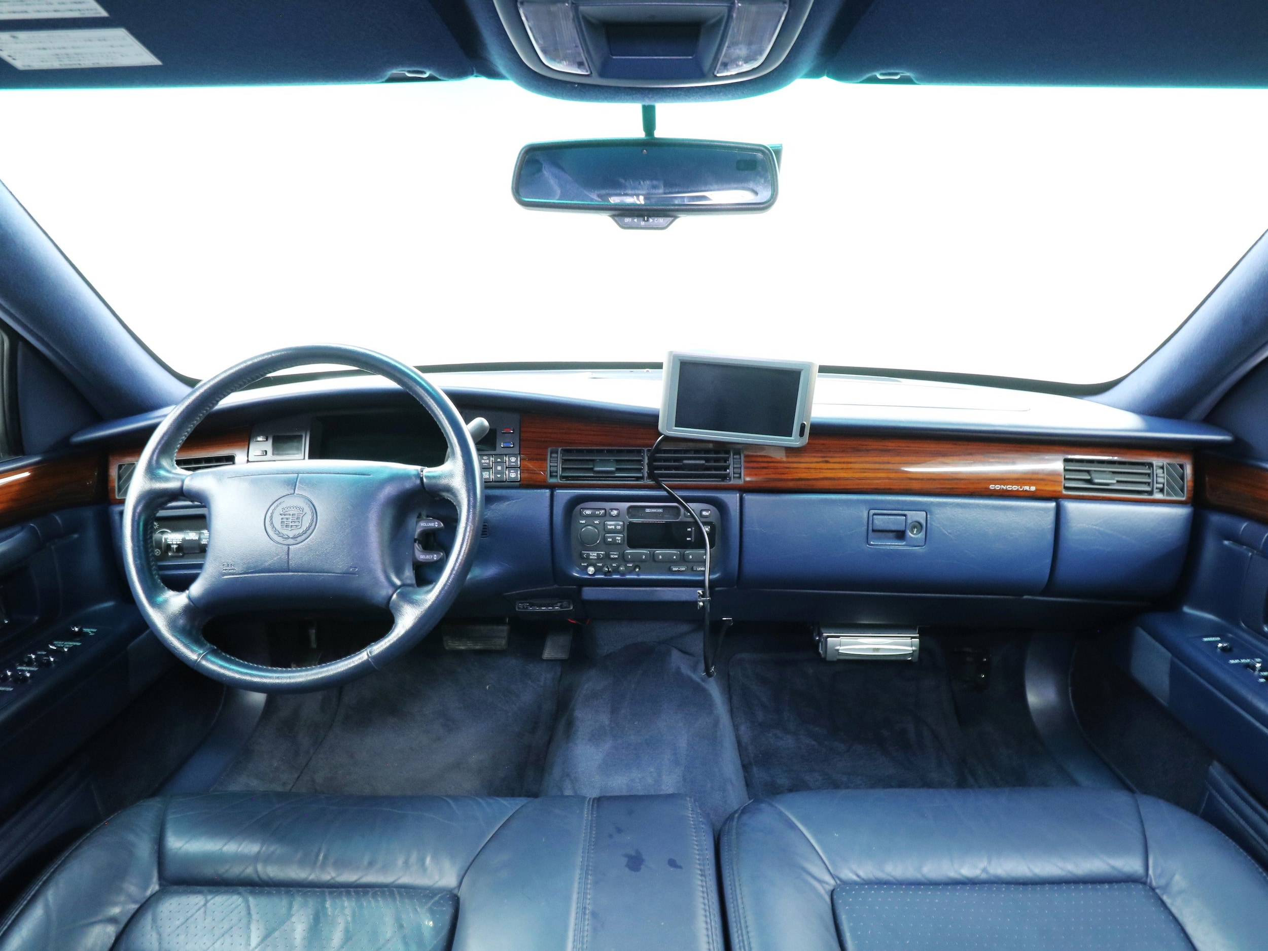 1996 Cadillac Concours 51