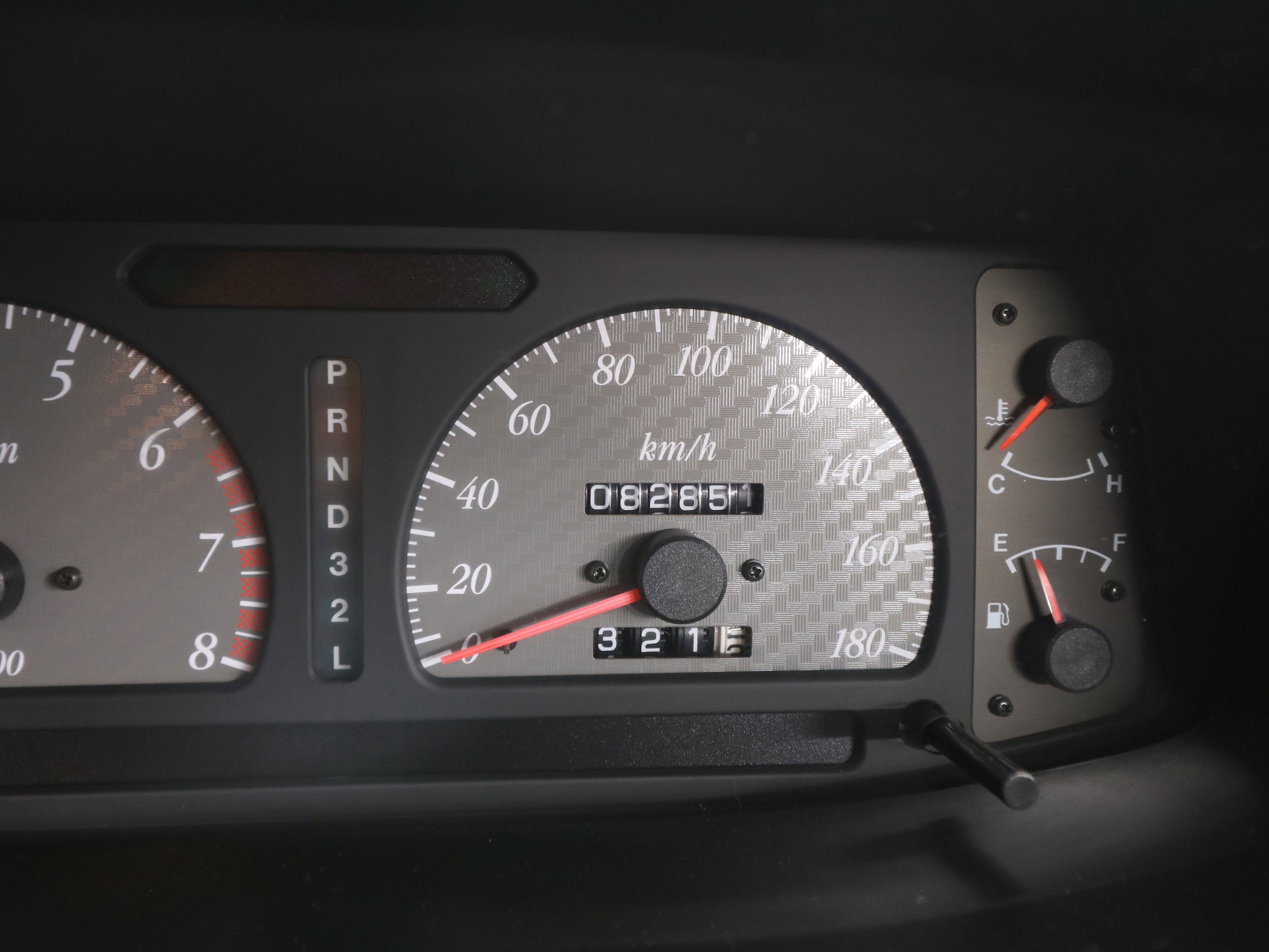 1997 Isuzu Vehicross 53