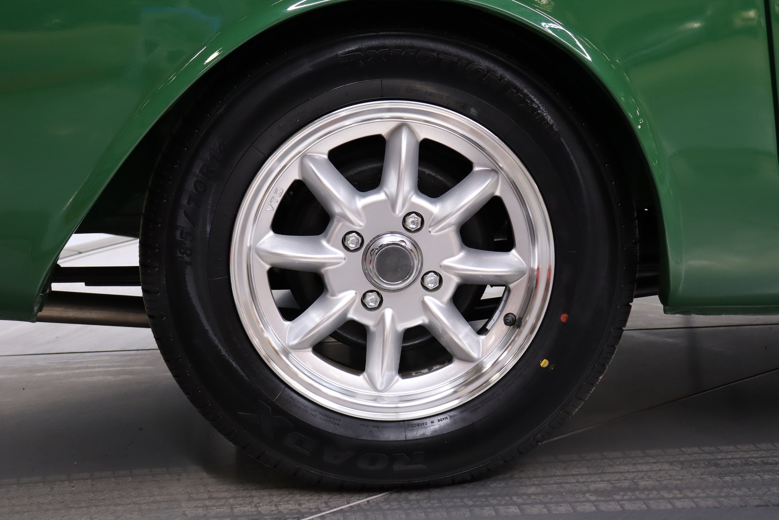 1964 Sunbeam Tiger 74