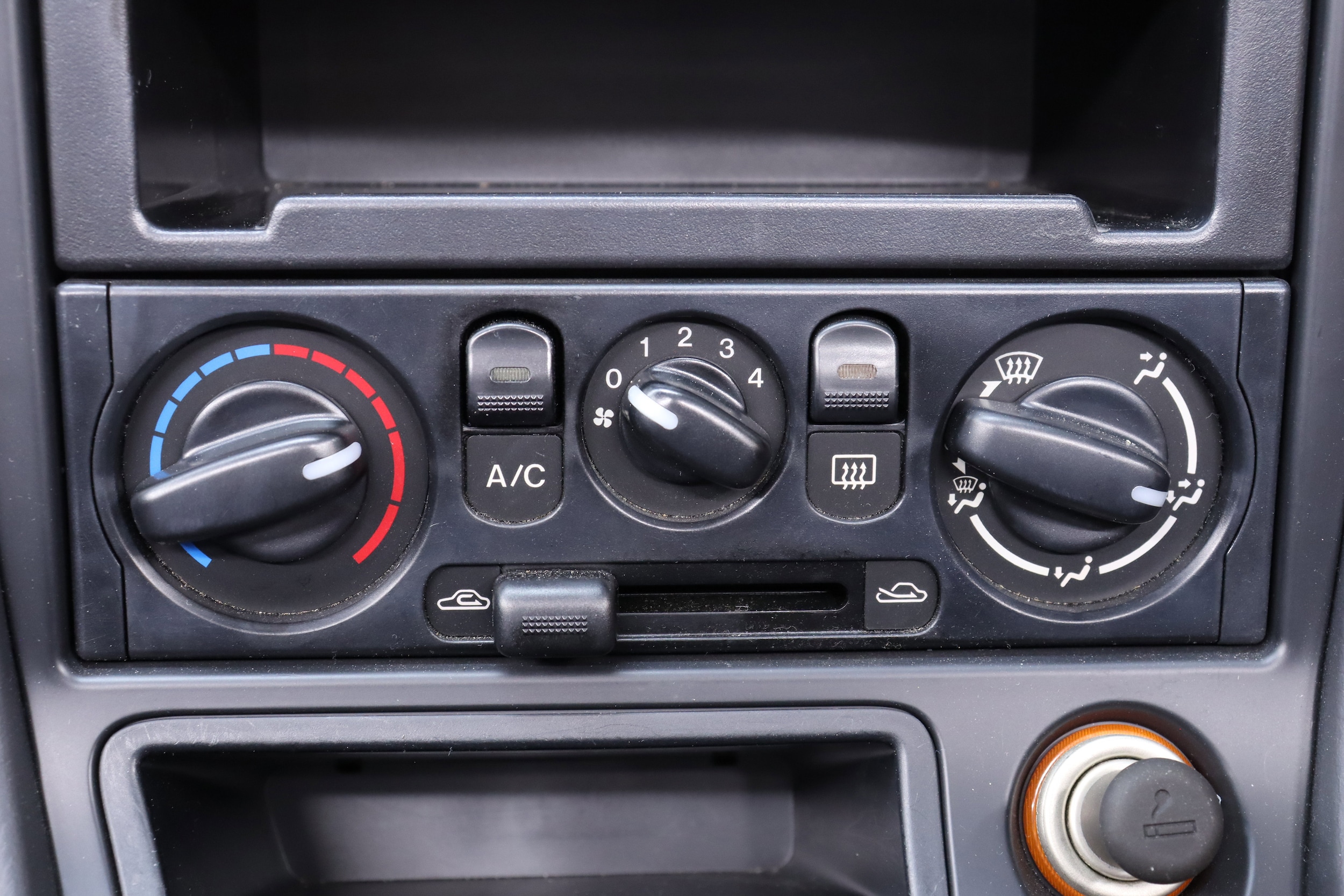 2000 Mazda Roadster 19