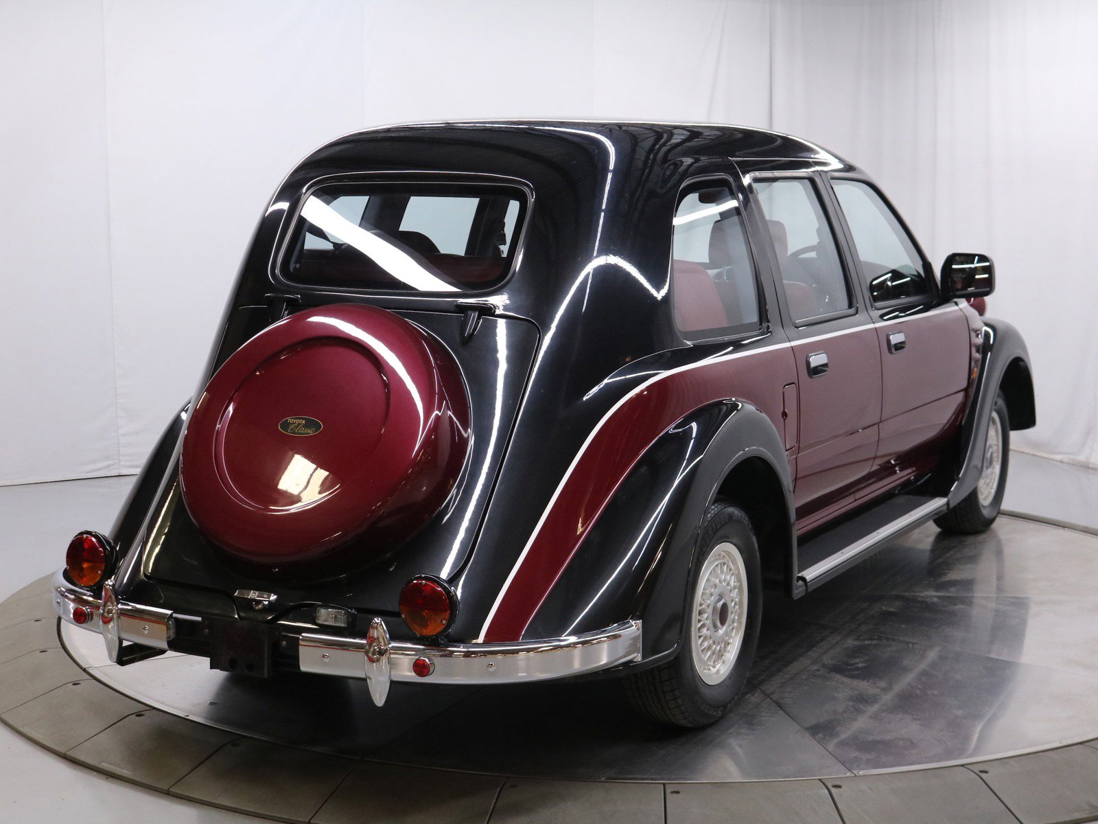 1996 Toyota Classic 10
