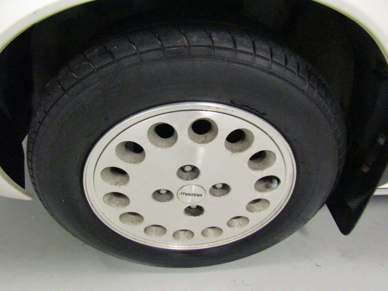 1985 Mazda Cosmo 39