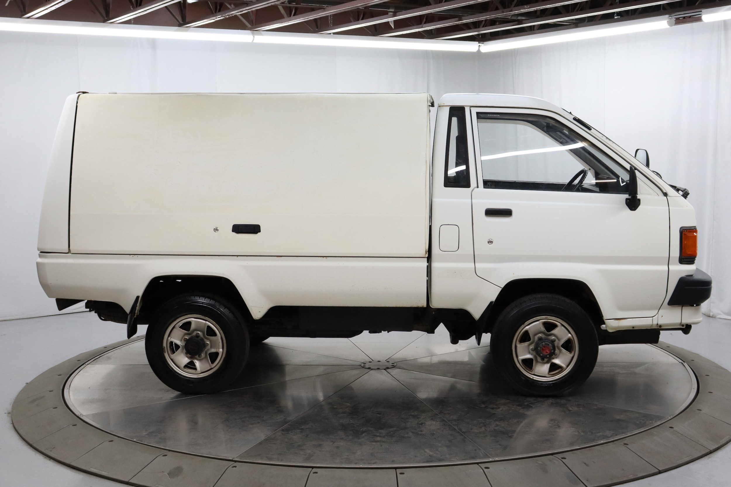 1991 Toyota Liteace 10