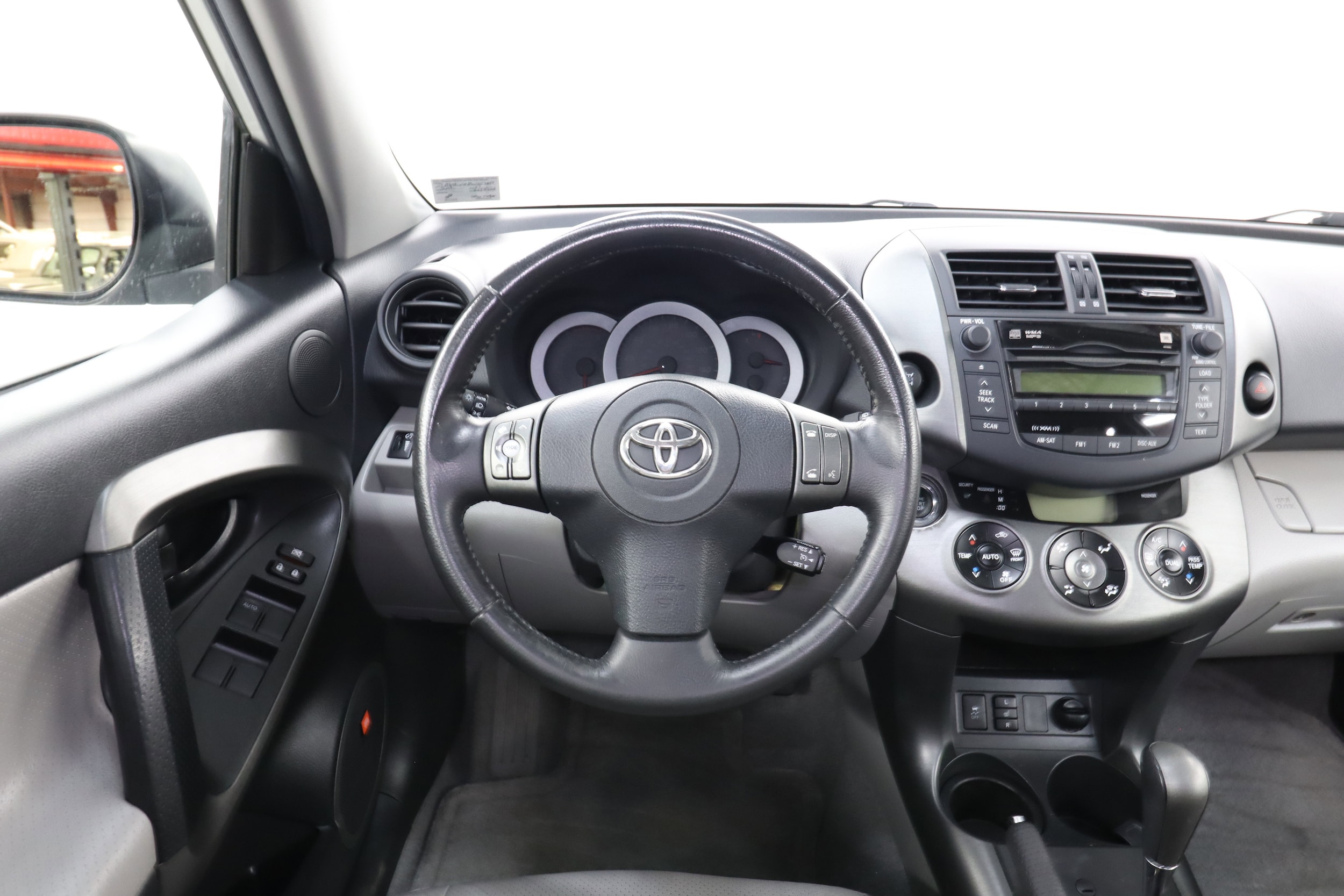 2011 Toyota RAV4 10
