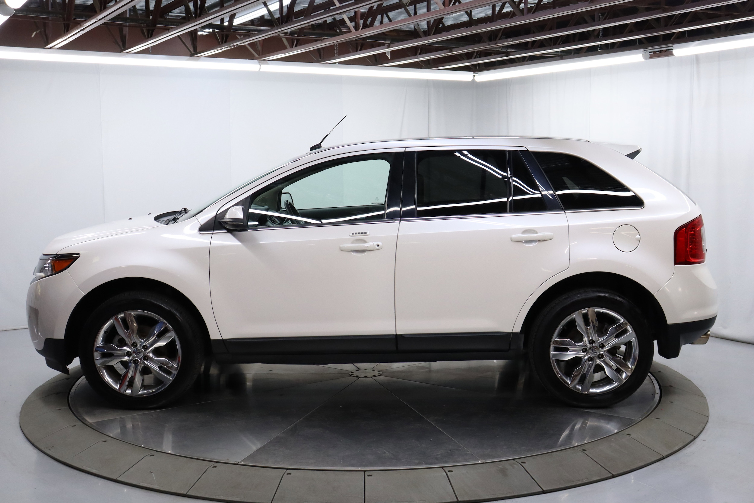 2012 Ford Edge 4